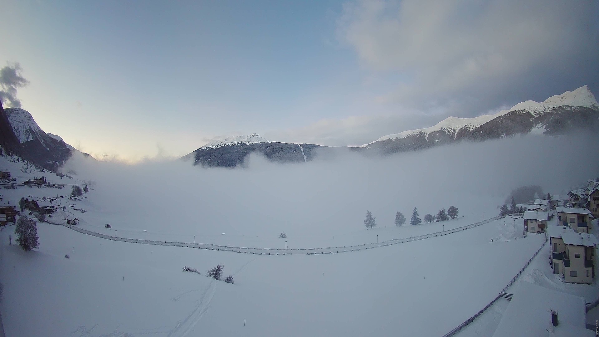 Archived image Webcam View to the Lake Resia