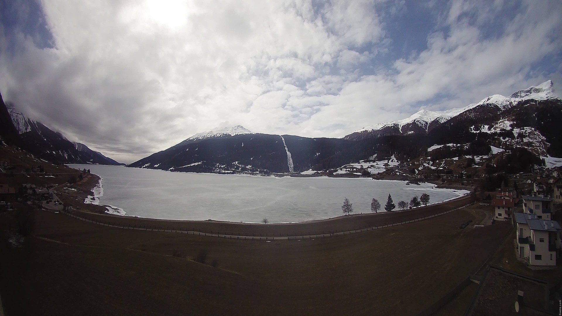 Archiv Foto Webcam Reschen - Blick auf den Reschensee