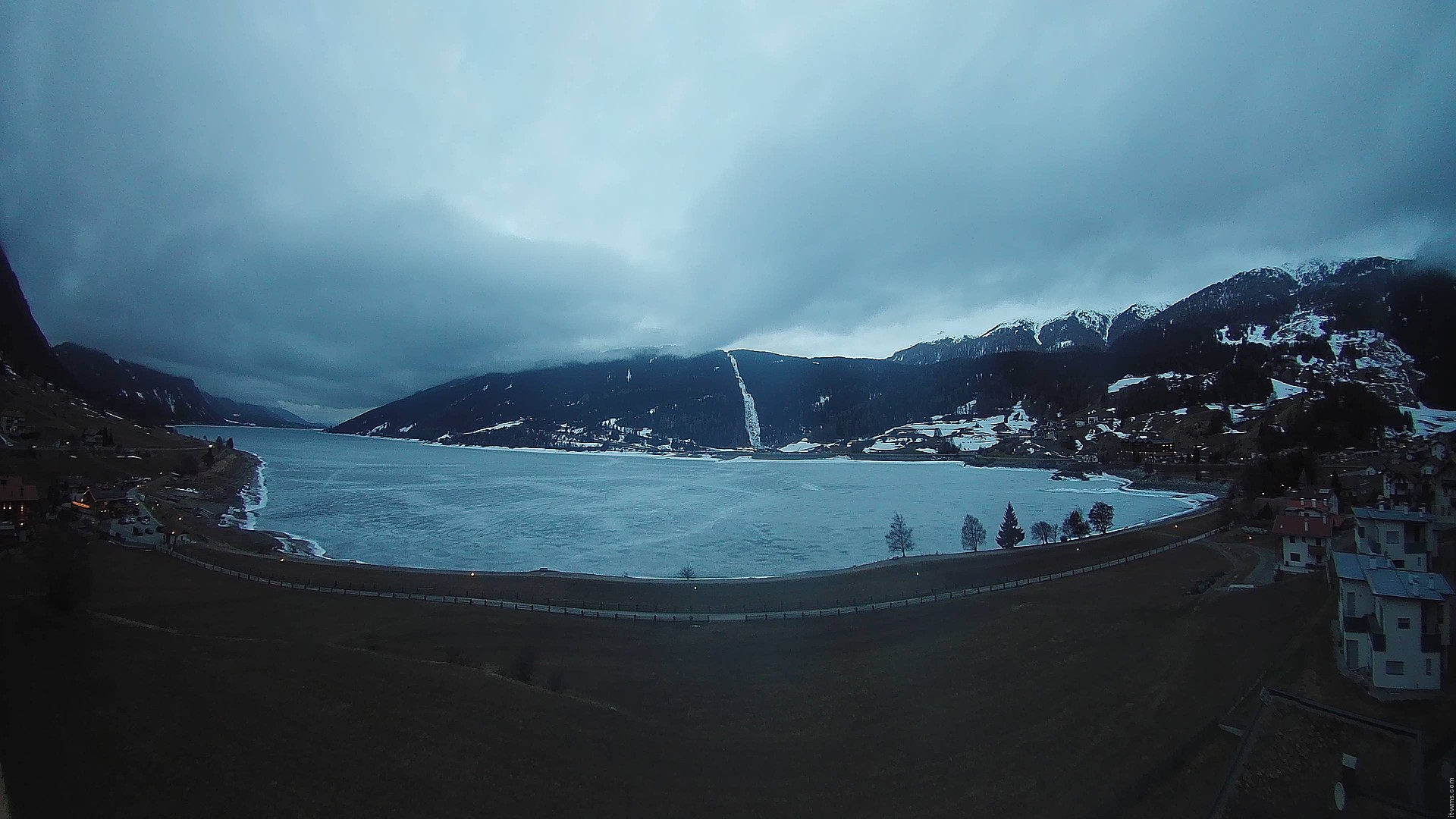 Archiv Foto Webcam Reschen - Blick auf den Reschensee