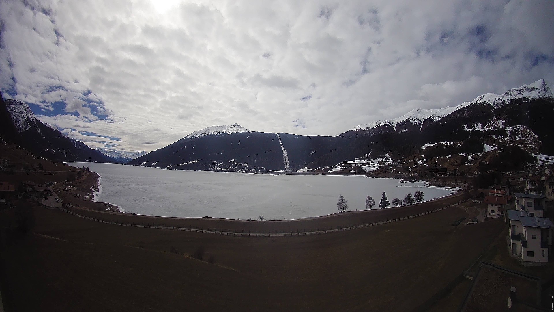 Archiv Foto Webcam Reschen - Blick auf den Reschensee