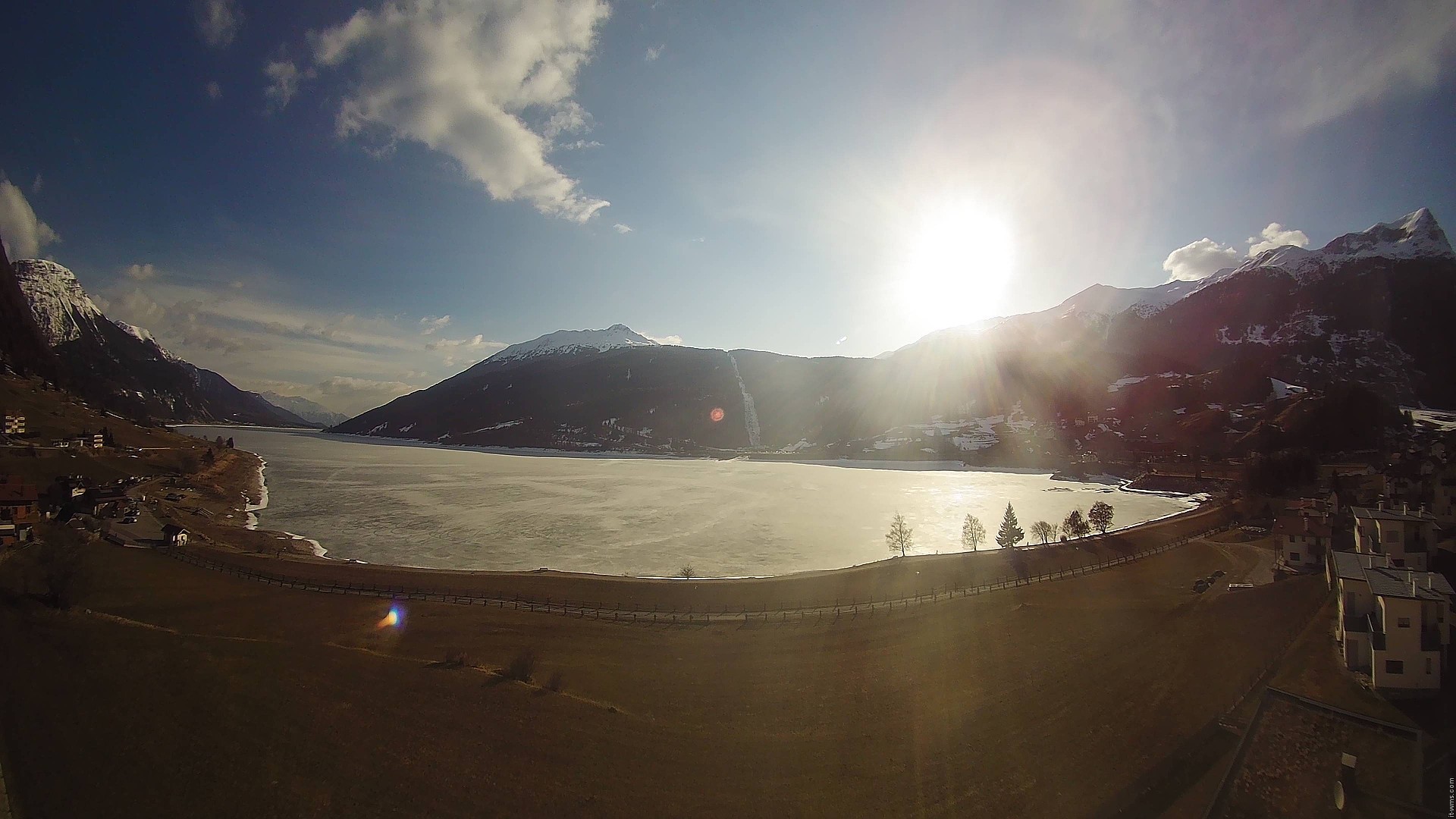 Archiv Foto Webcam Reschen - Blick auf den Reschensee