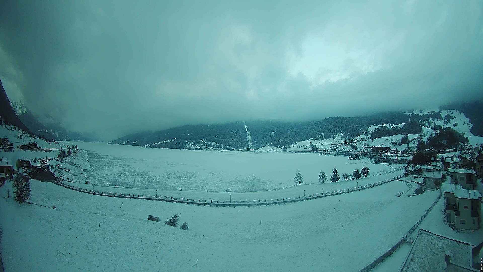 Archiv Foto Webcam Reschen - Blick auf den Reschensee