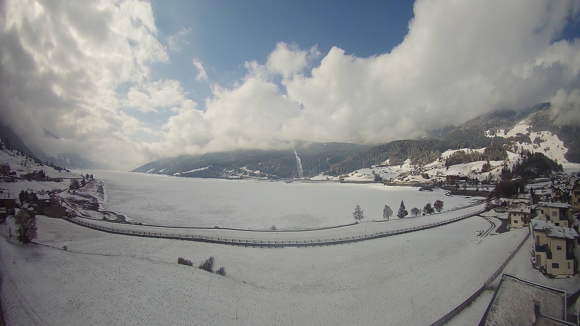 Archiv Foto Webcam Reschen - Blick auf den Reschensee