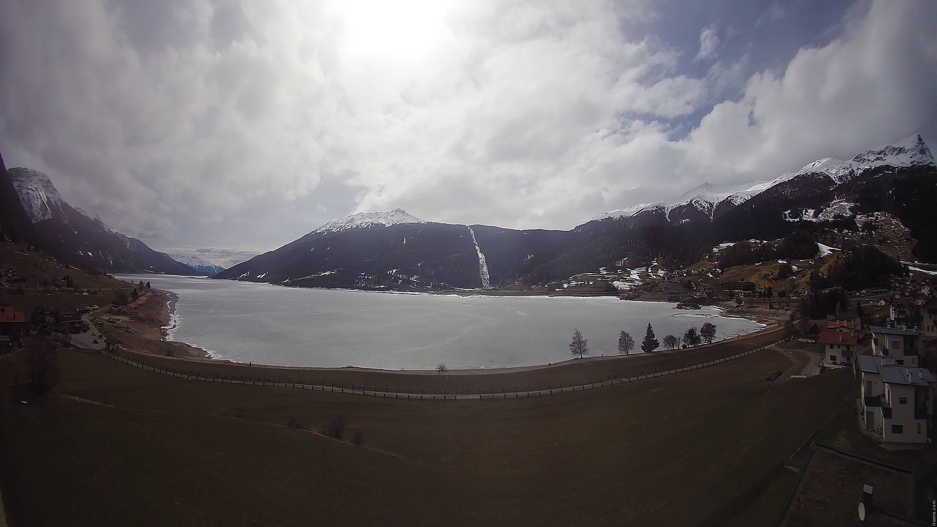 Archiv Foto Webcam Reschen - Blick auf den Reschensee