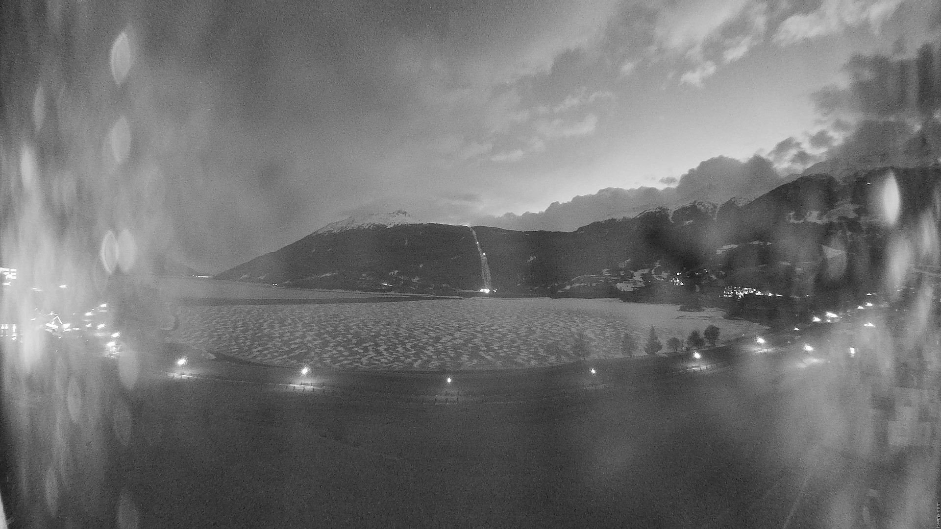 Archiv Foto Webcam Reschen - Blick auf den Reschensee