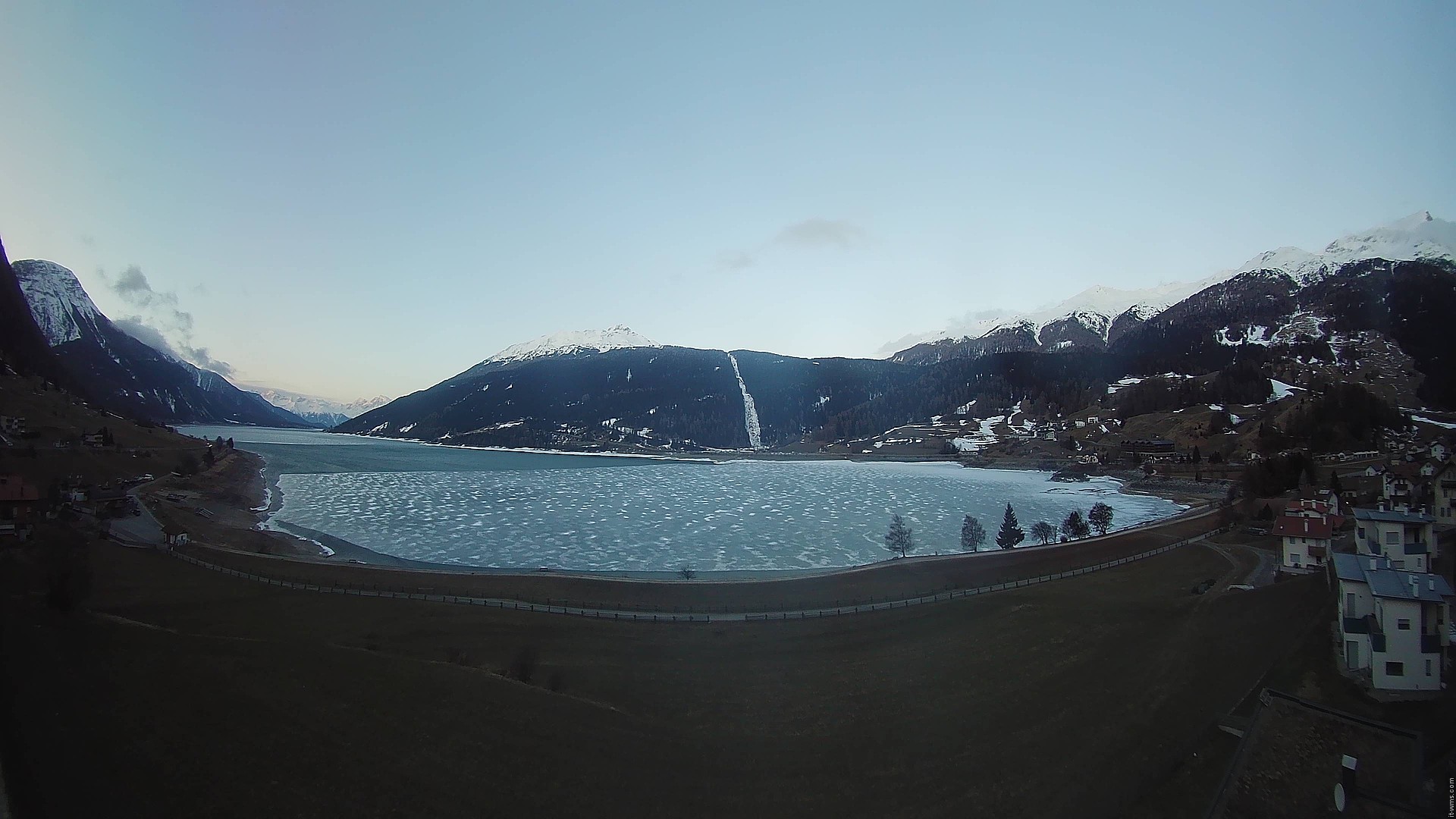 Archiv Foto Webcam Reschen - Blick auf den Reschensee
