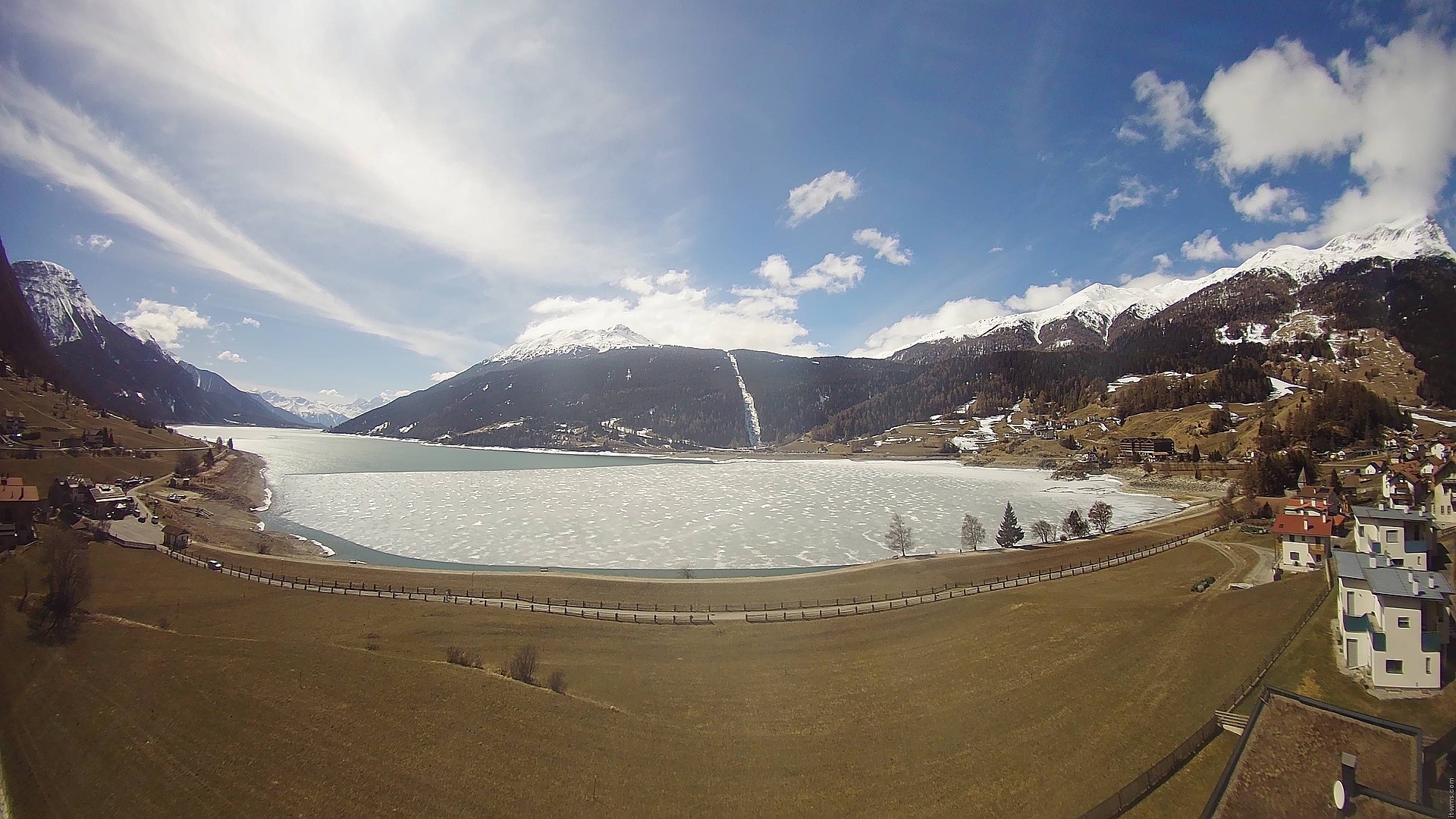 Archiv Foto Webcam Reschen - Blick auf den Reschensee
