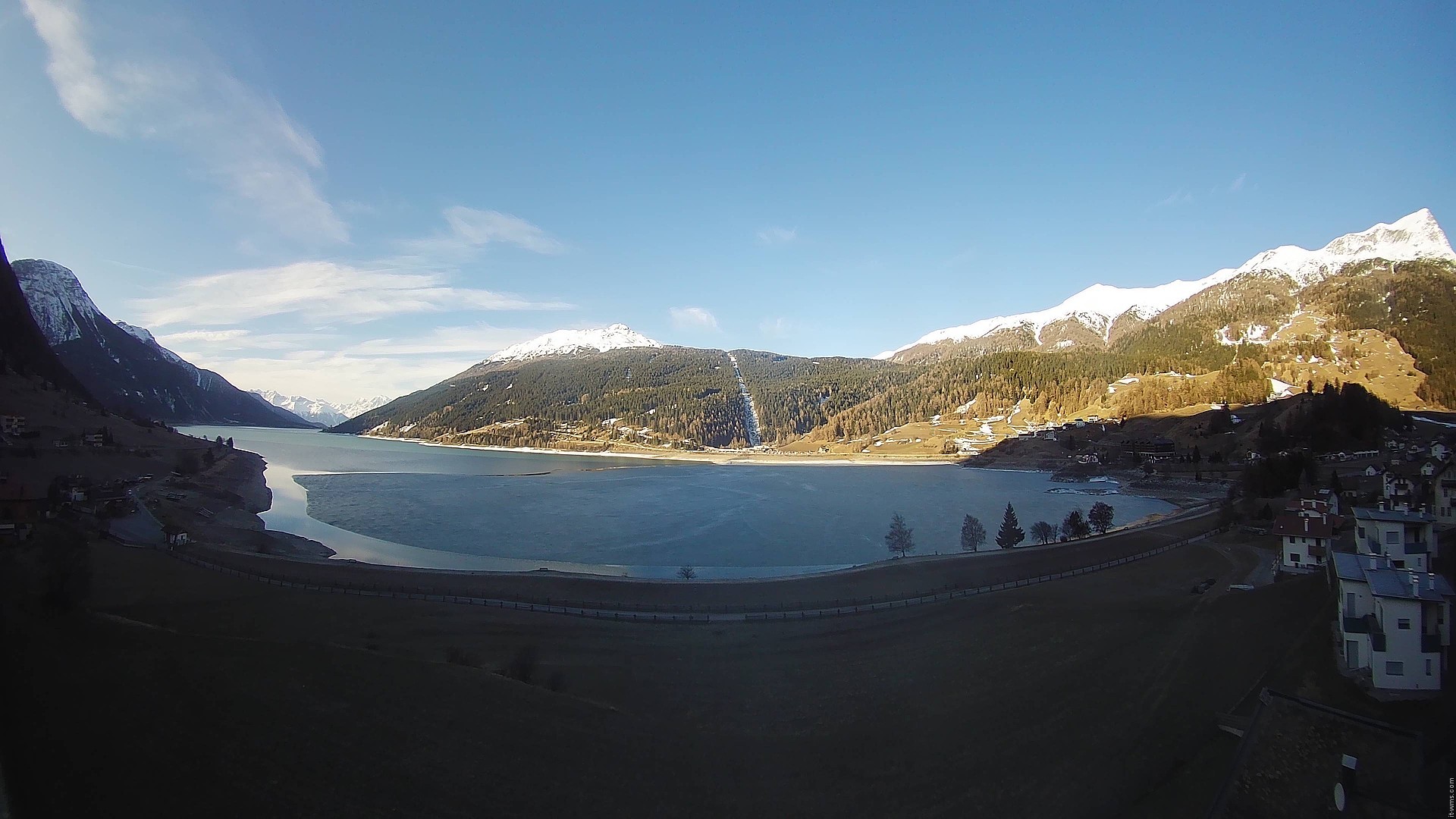 Archiv Foto Webcam Reschen - Blick auf den Reschensee