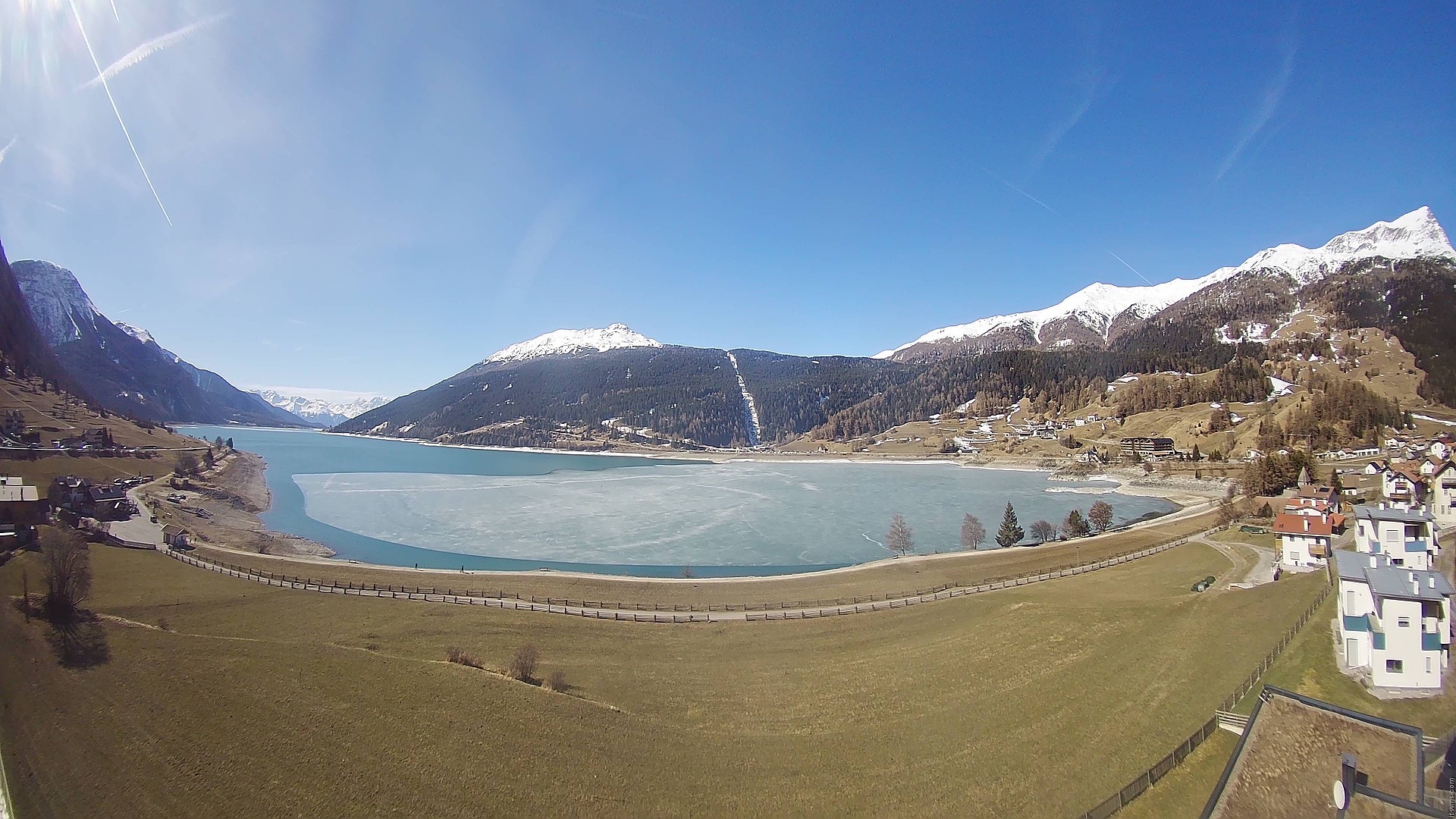 Archiv Foto Webcam Reschen - Blick auf den Reschensee