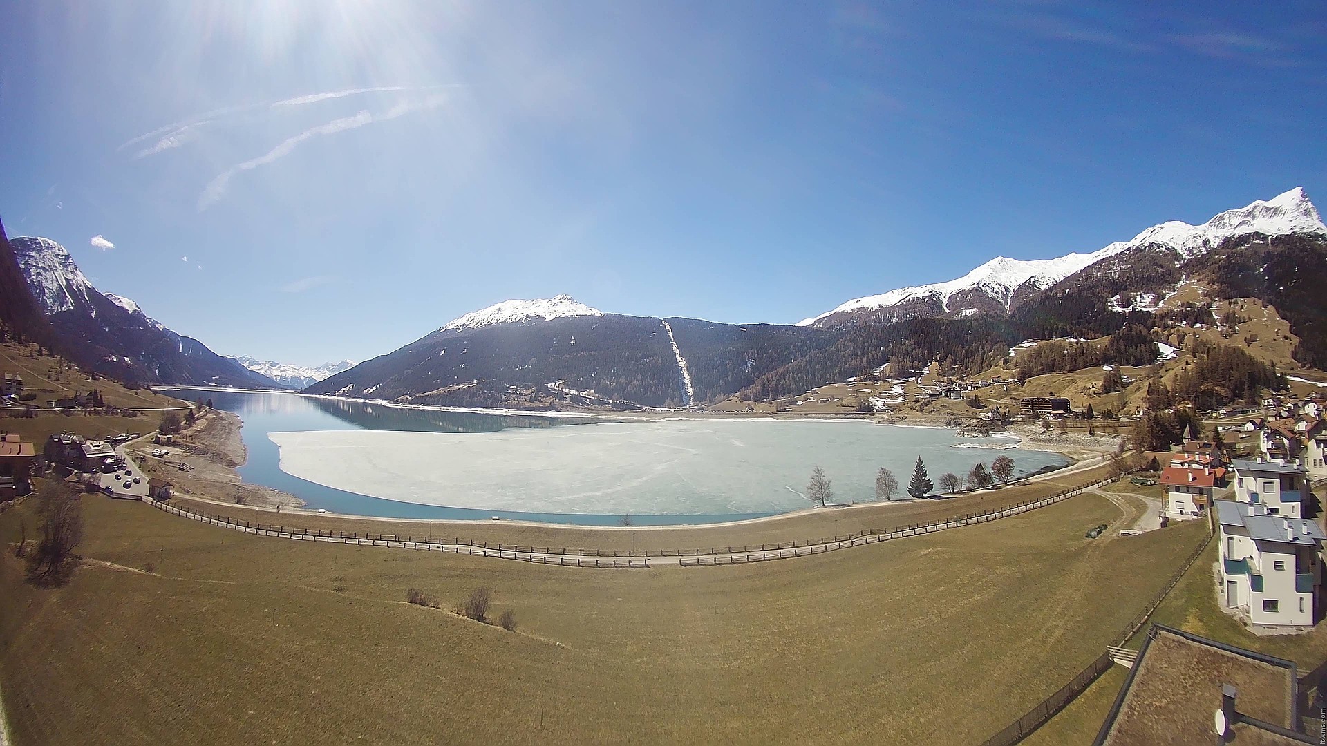 Archiv Foto Webcam Reschen - Blick auf den Reschensee