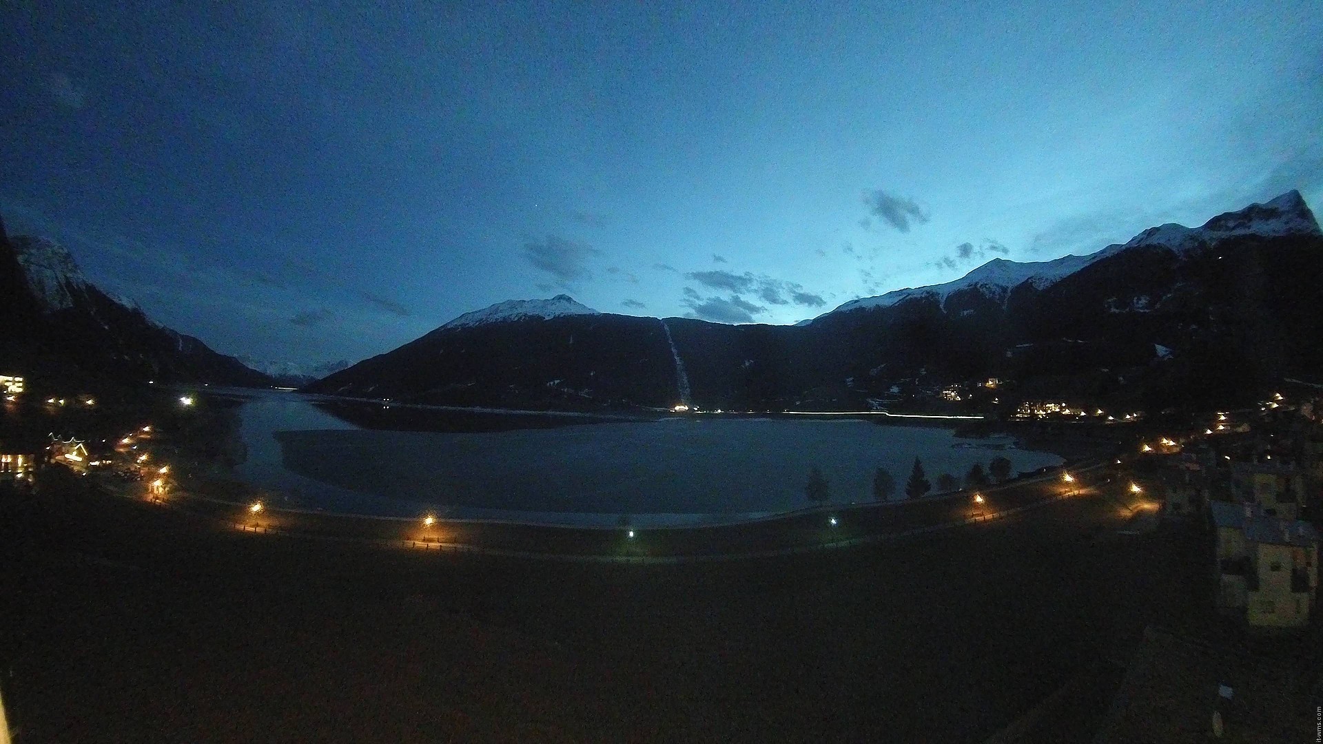 Archiv Foto Webcam Reschen - Blick auf den Reschensee