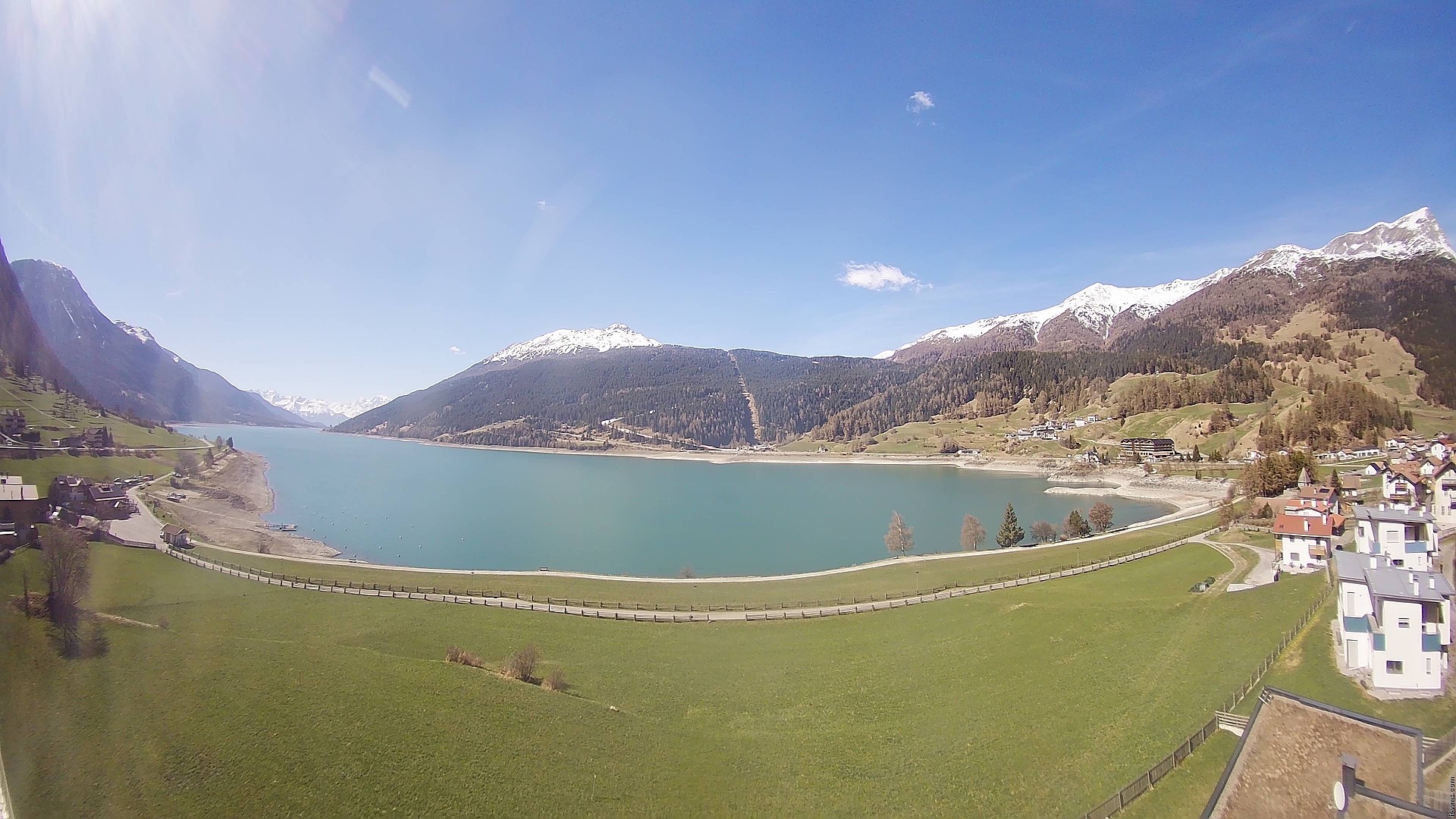 Archiv Foto Webcam Reschen - Blick auf den Reschensee