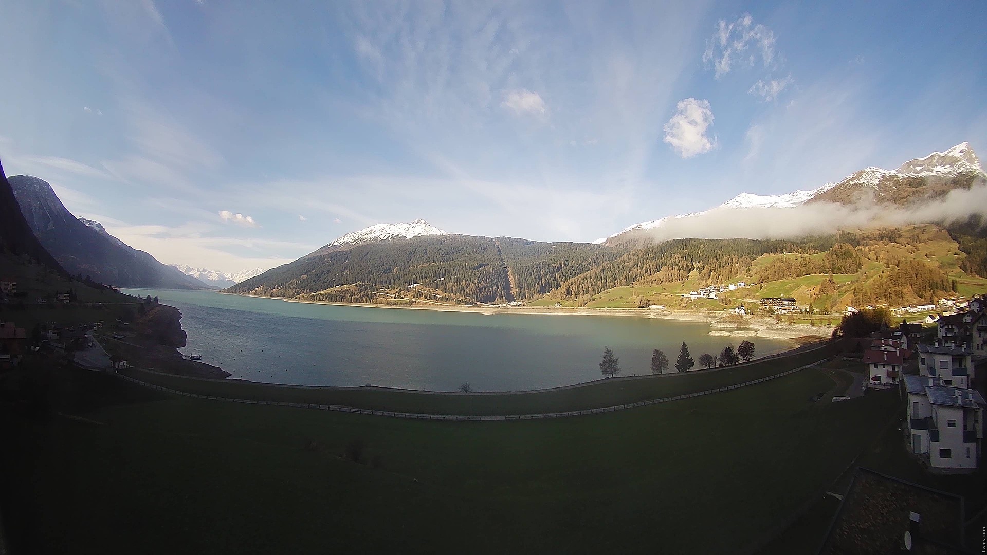 Archiv Foto Webcam Reschen - Blick auf den Reschensee
