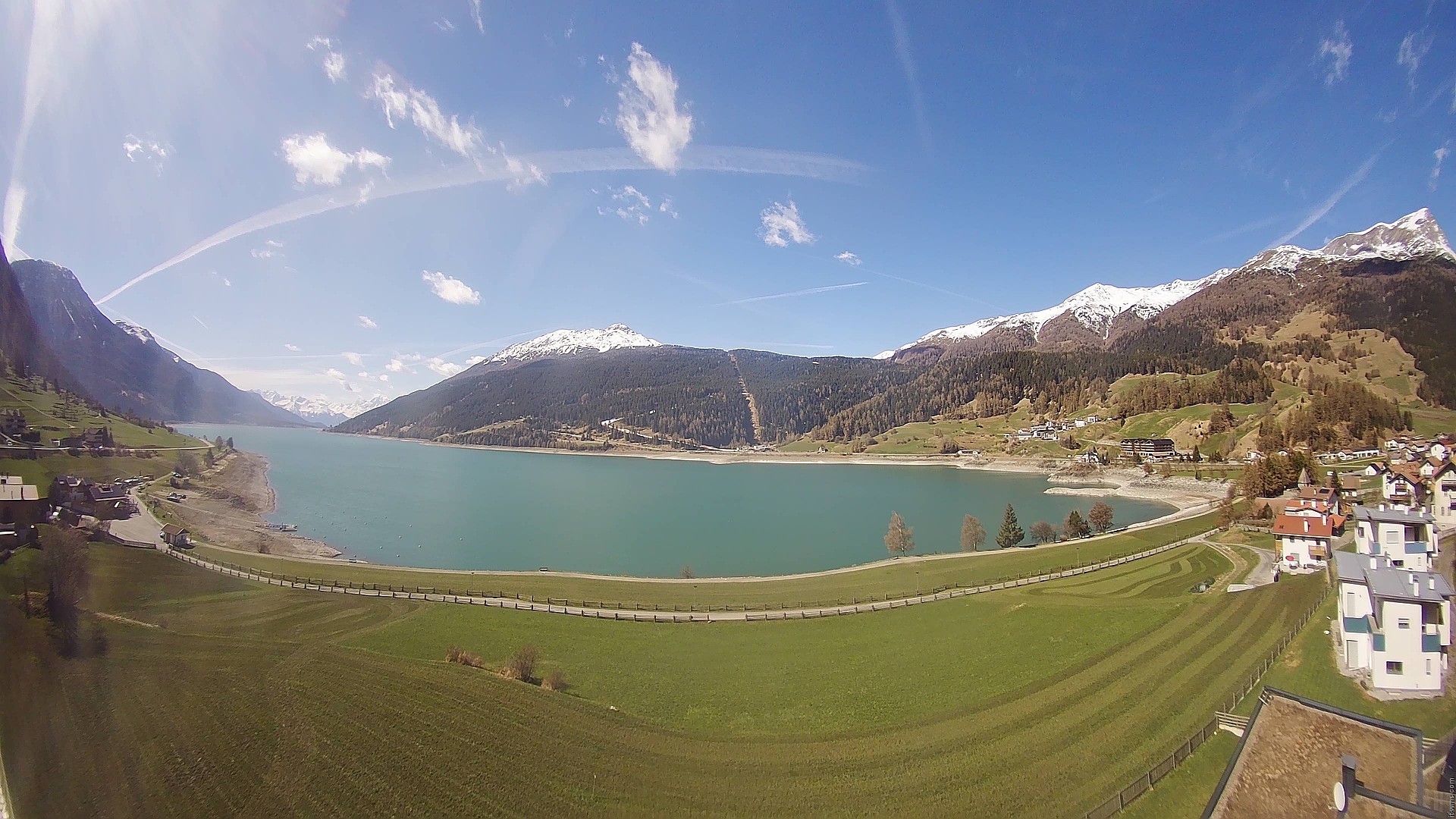 Archiv Foto Webcam Reschen - Blick auf den Reschensee