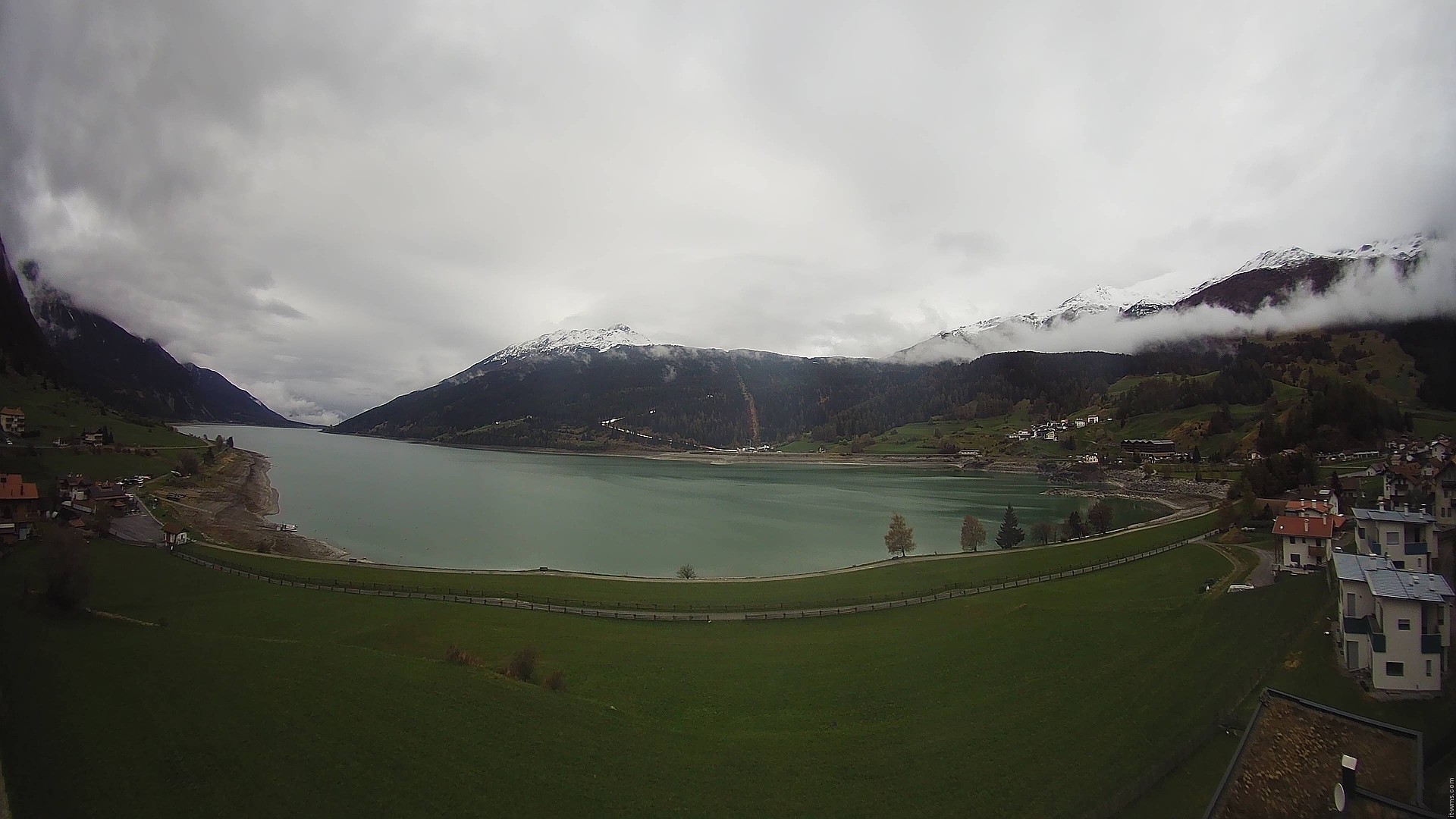 Archiv Foto Webcam Reschen - Blick auf den Reschensee
