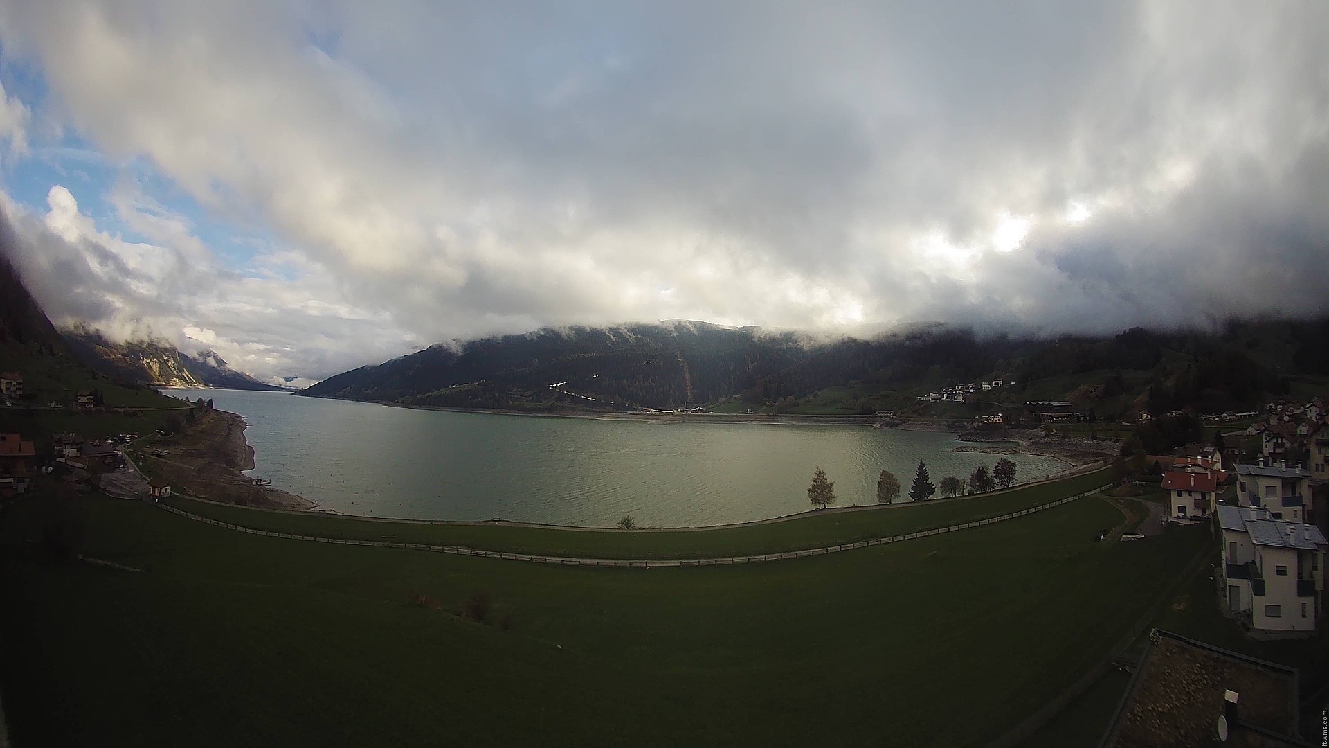 Archiv Foto Webcam Reschen - Blick auf den Reschensee