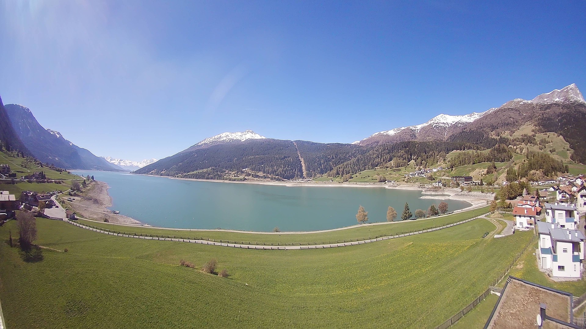 Archiv Foto Webcam Reschen - Blick auf den Reschensee