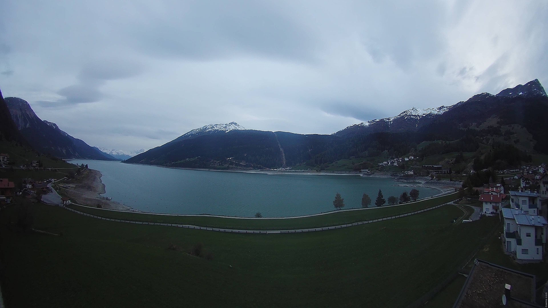 Archiv Foto Webcam Reschen - Blick auf den Reschensee