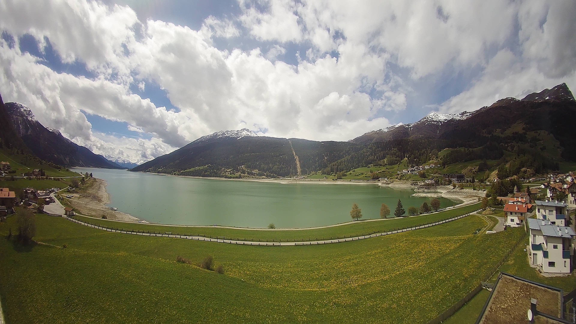 Archiv Foto Webcam Reschen - Blick auf den Reschensee