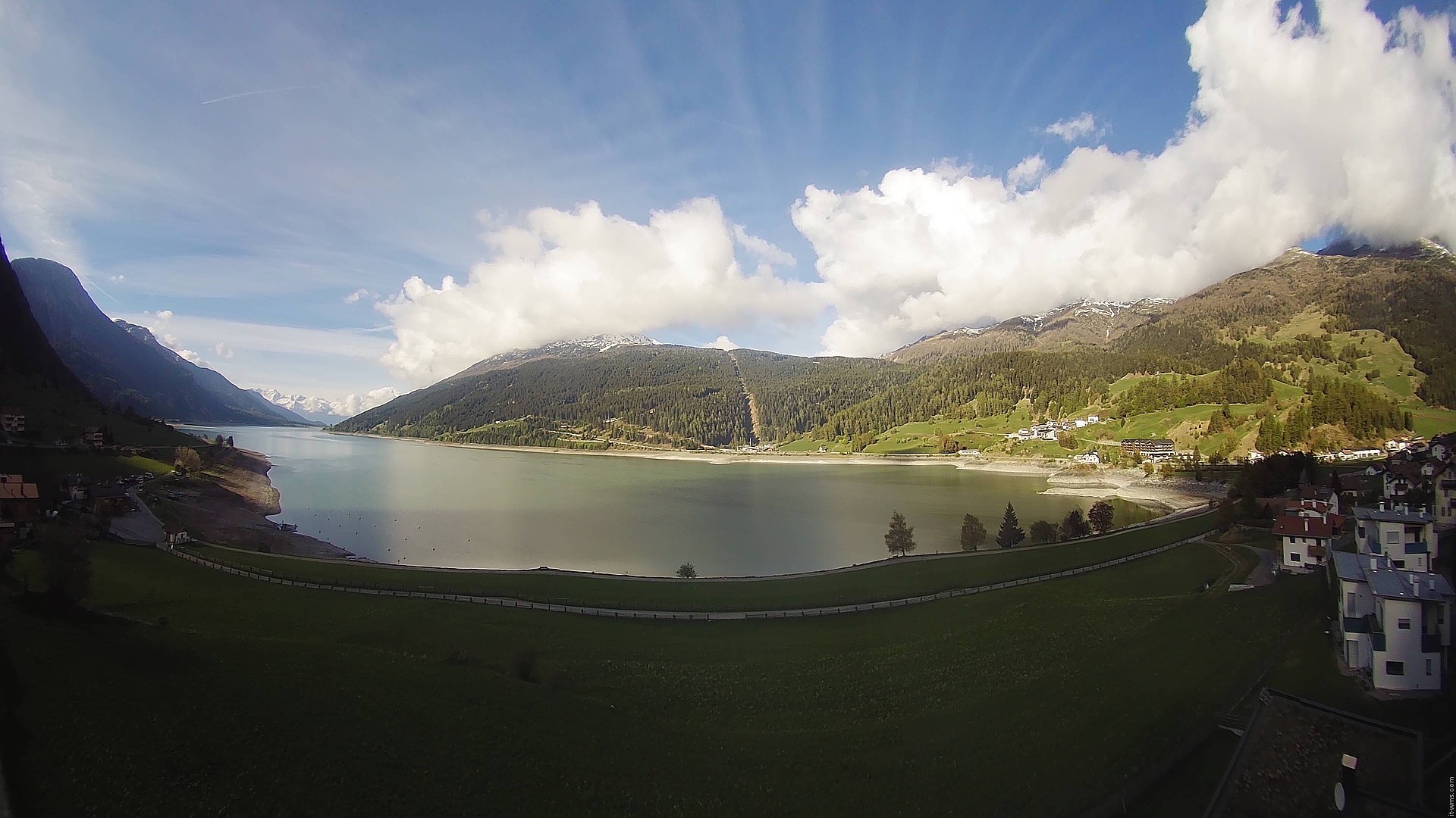 Archiv Foto Webcam Reschen - Blick auf den Reschensee