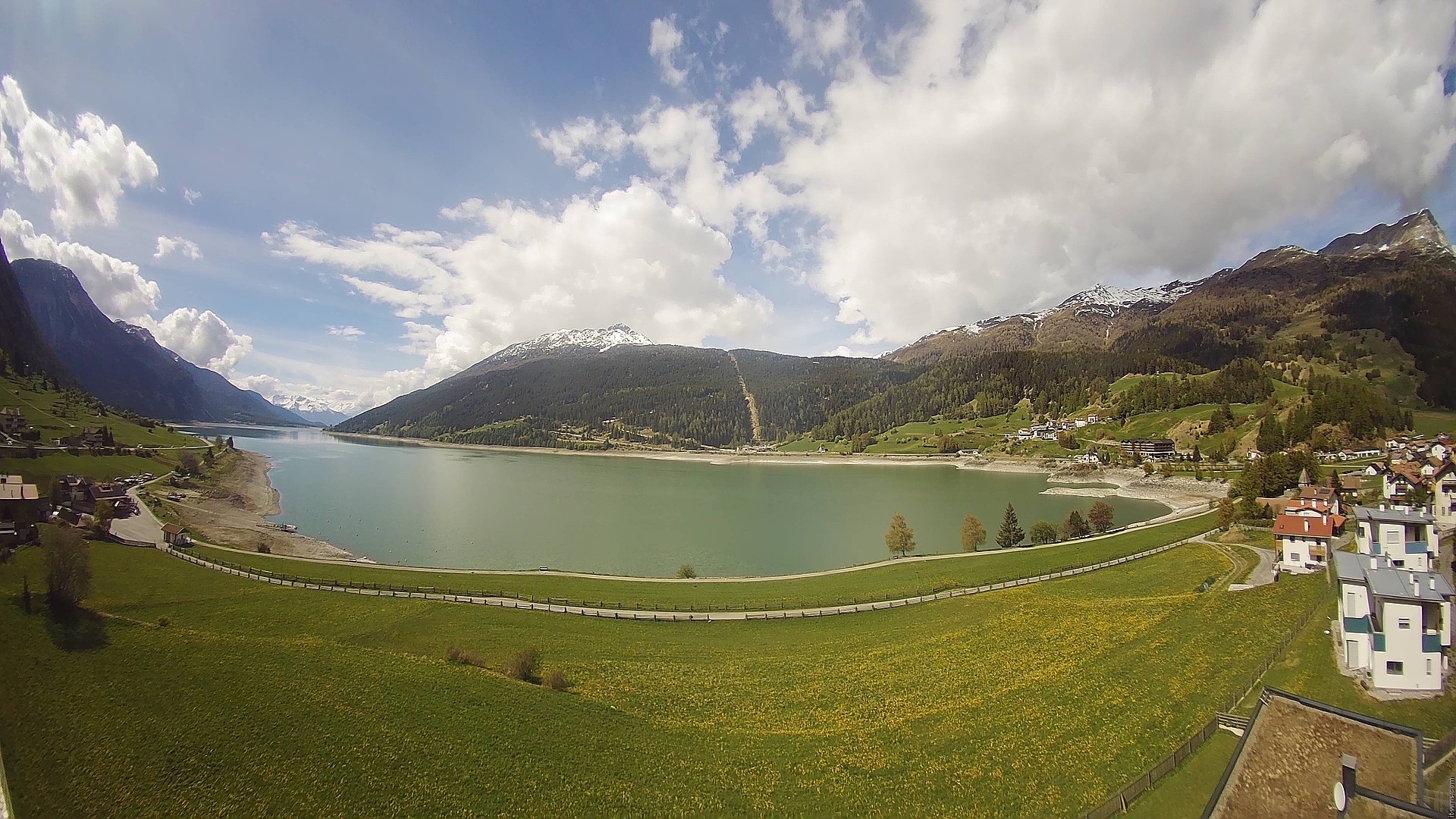 Archiv Foto Webcam Reschen - Blick auf den Reschensee
