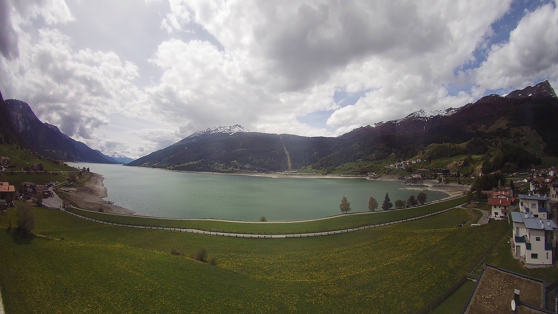 Archiv Foto Webcam Reschen - Blick auf den Reschensee