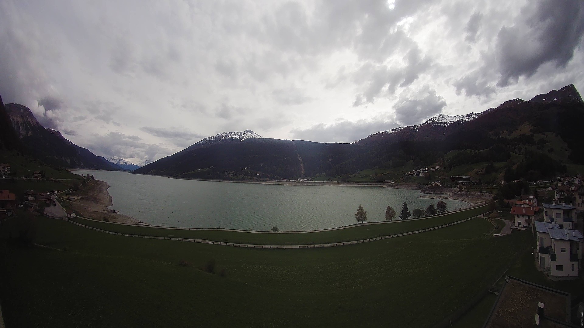 Archiv Foto Webcam Reschen - Blick auf den Reschensee