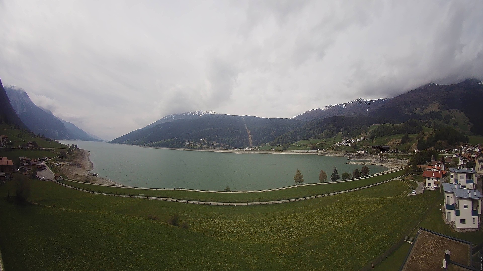Archiv Foto Webcam Reschen - Blick auf den Reschensee