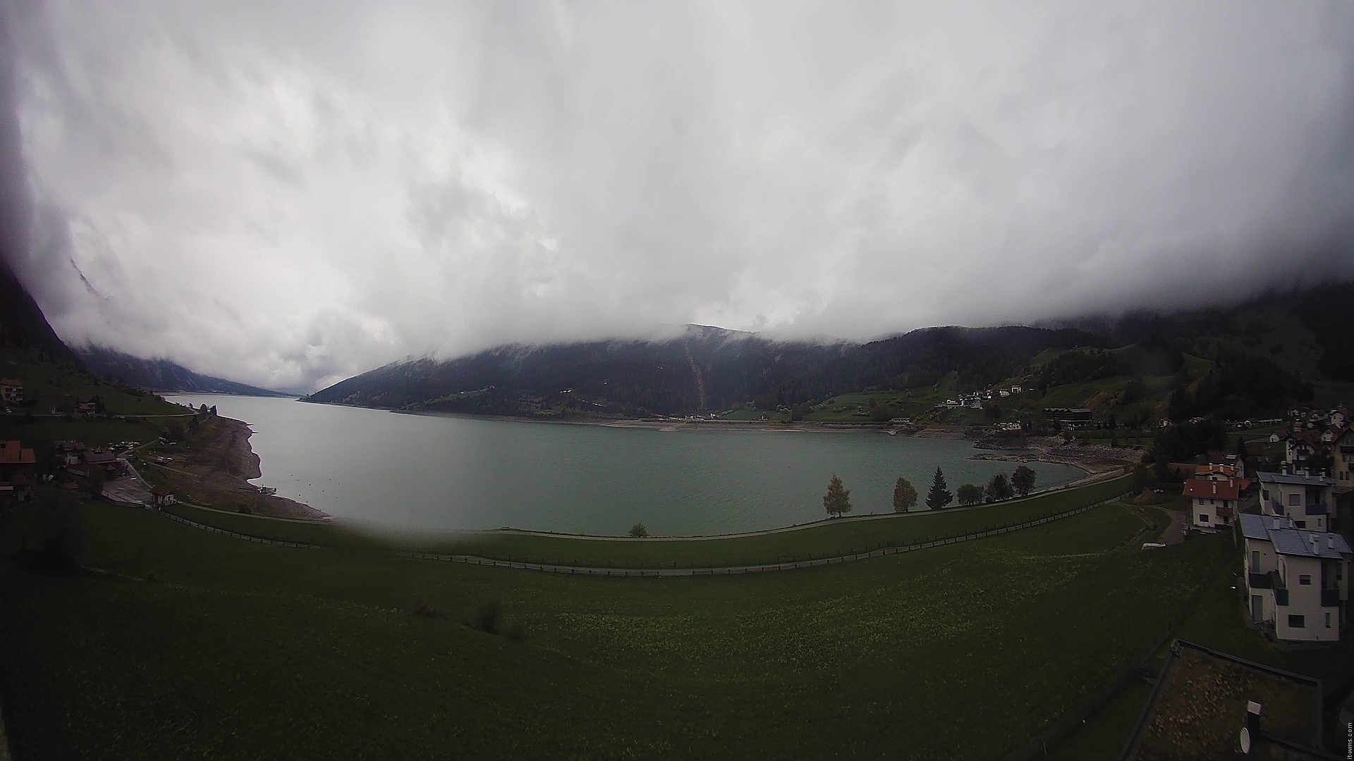 Archiv Foto Webcam Reschen - Blick auf den Reschensee