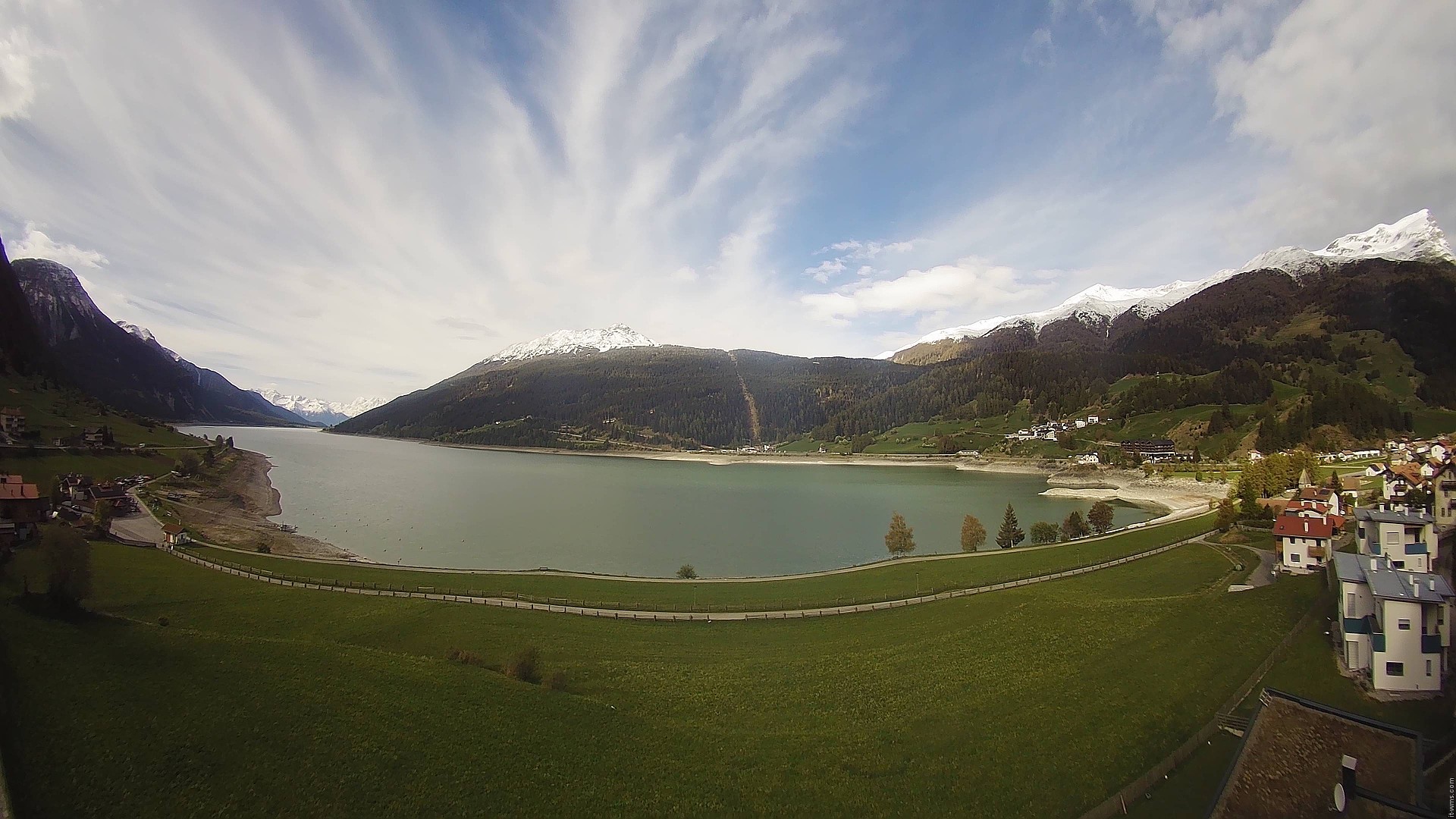 Archiv Foto Webcam Reschen - Blick auf den Reschensee