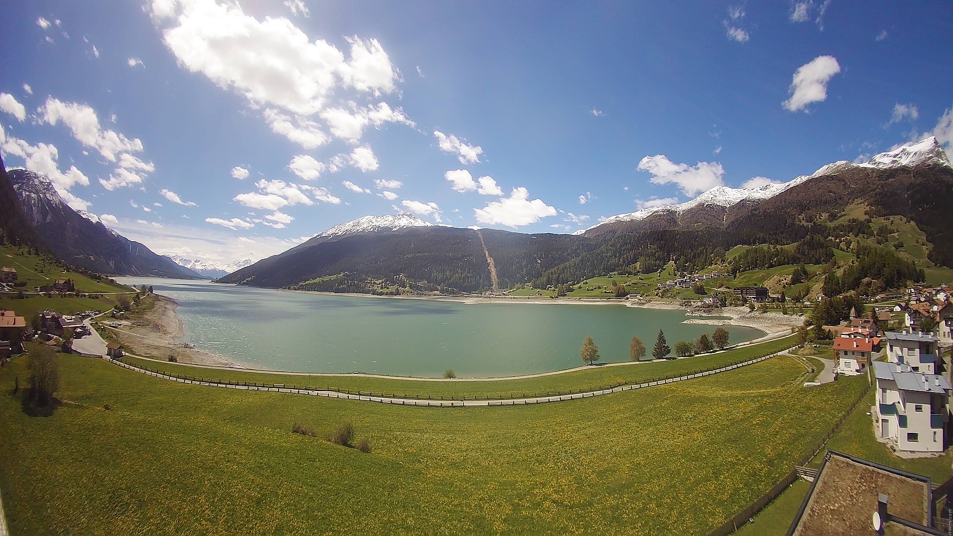 Archiv Foto Webcam Reschen - Blick auf den Reschensee