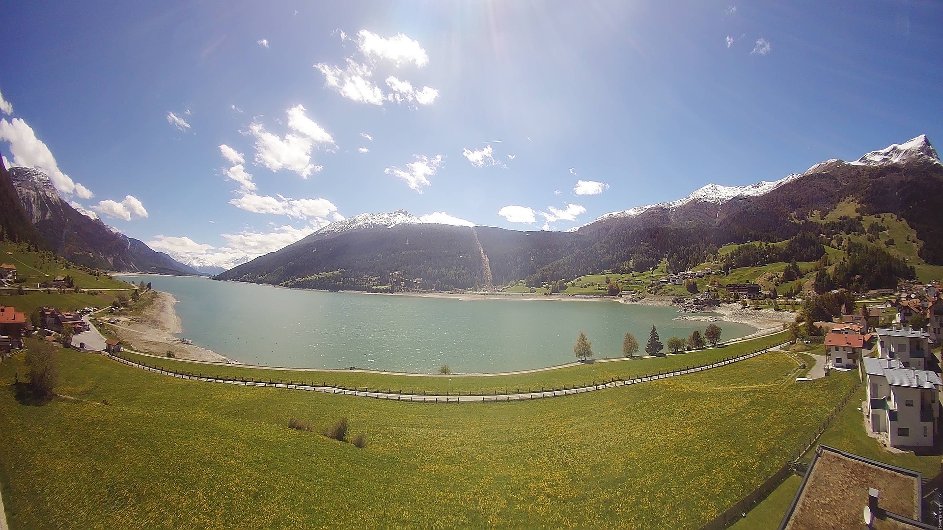 Archiv Foto Webcam Reschen - Blick auf den Reschensee