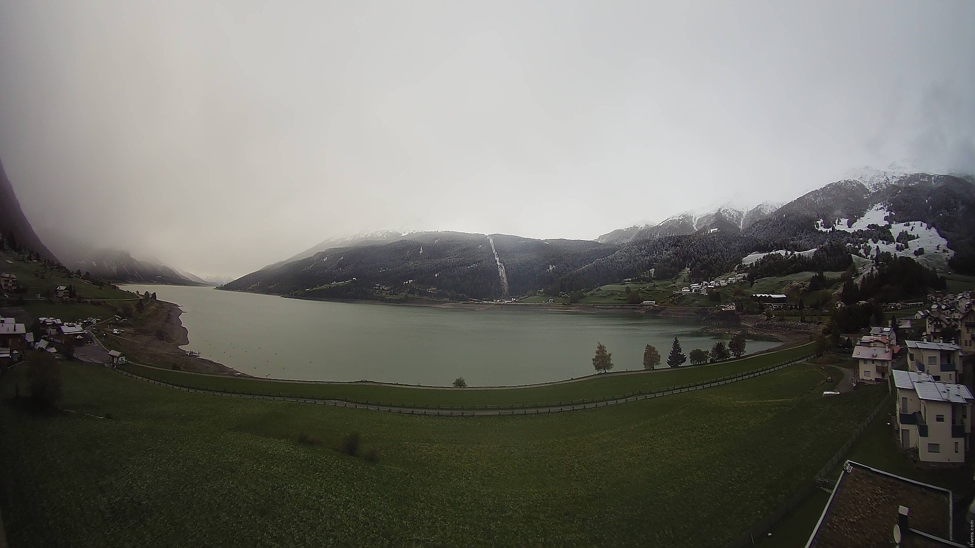 Archiv Foto Webcam Reschen - Blick auf den Reschensee