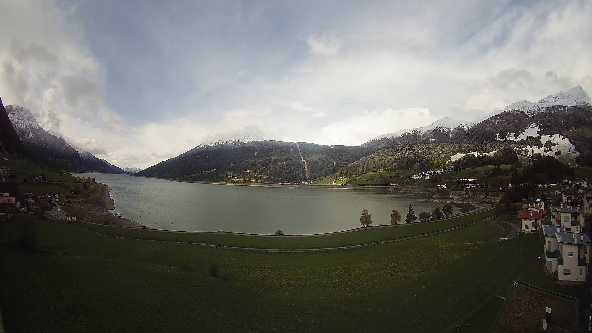 Archiv Foto Webcam Reschen - Blick auf den Reschensee
