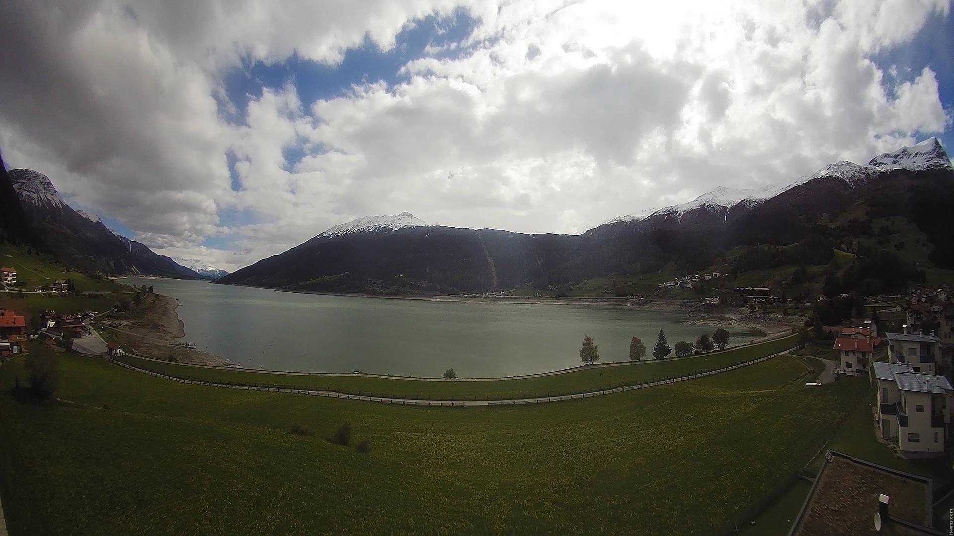 Archiv Foto Webcam Reschen - Blick auf den Reschensee