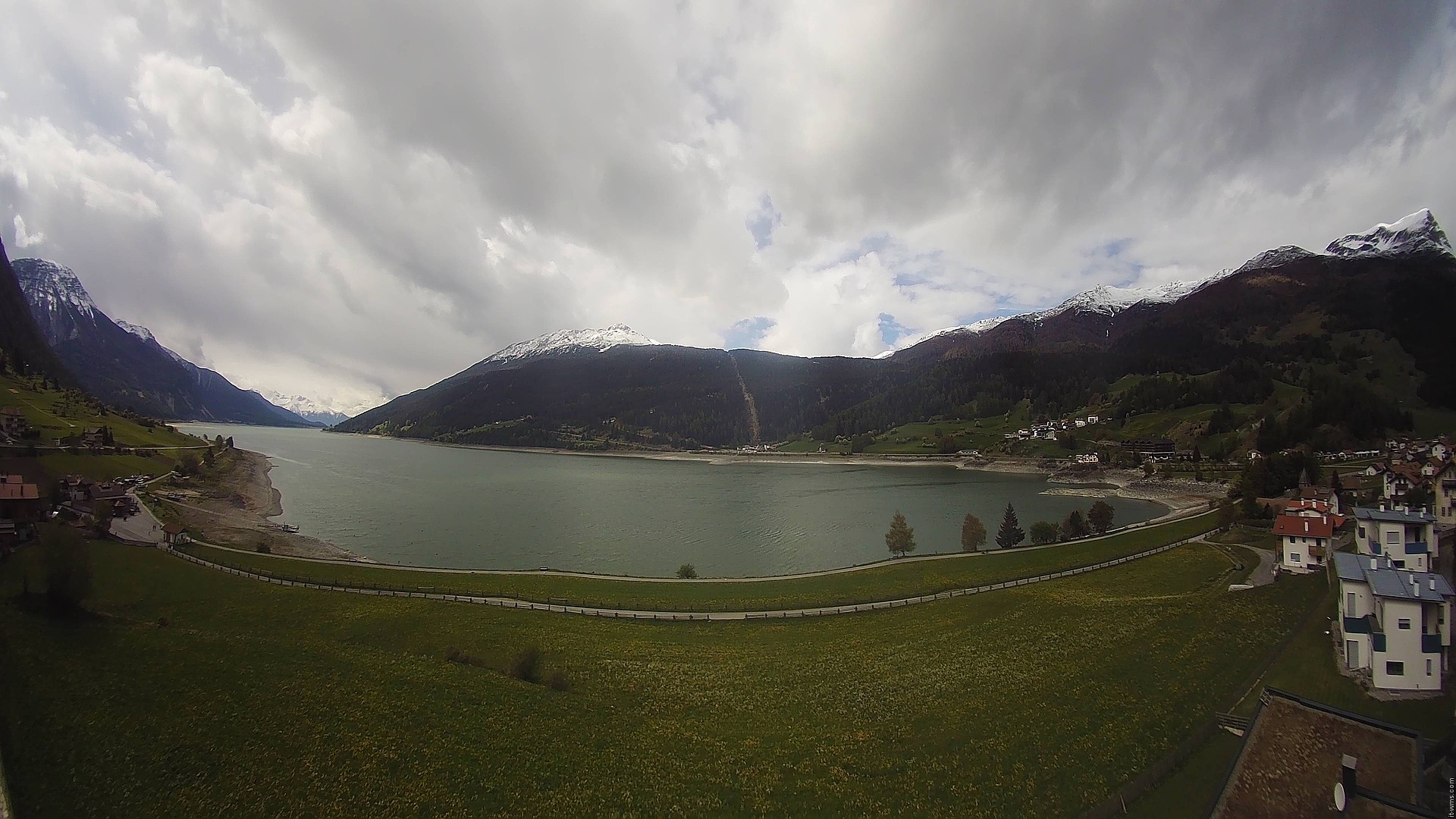 Archiv Foto Webcam Reschen - Blick auf den Reschensee