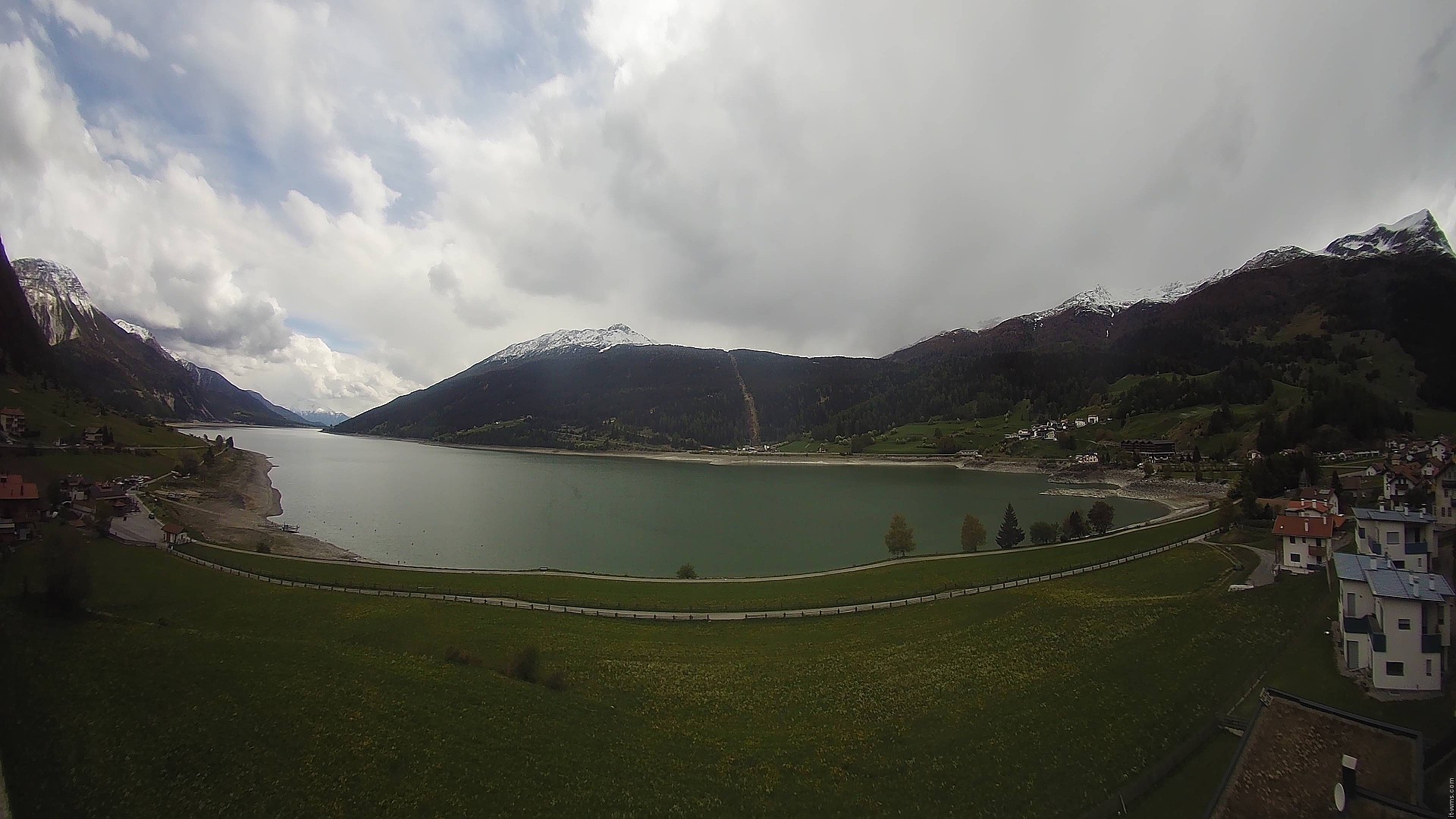Archiv Foto Webcam Reschen - Blick auf den Reschensee