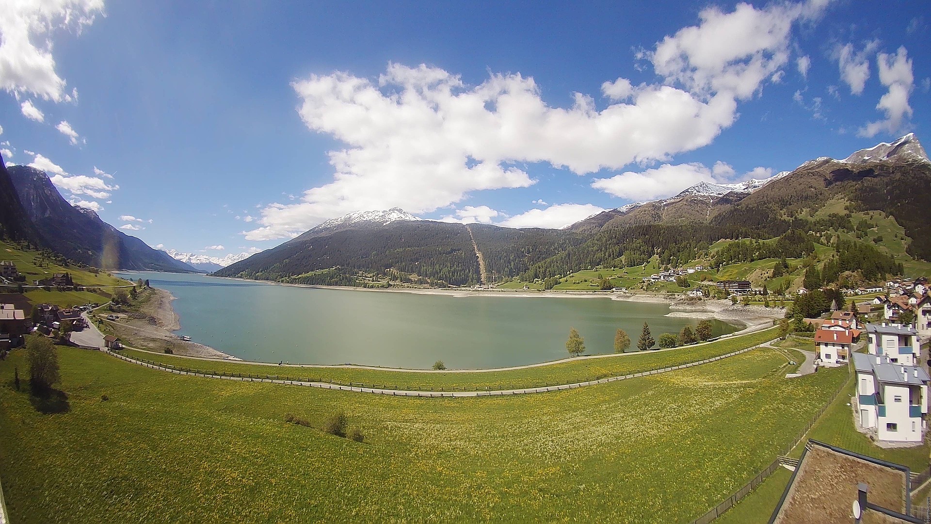 Archiv Foto Webcam Reschen - Blick auf den Reschensee