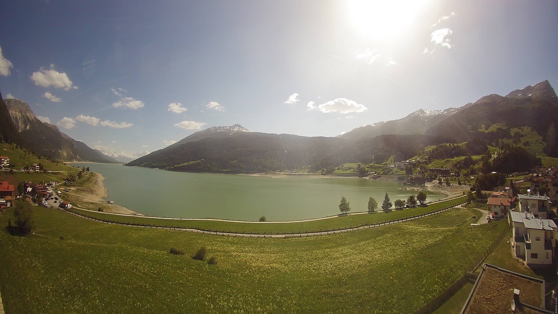 Archiv Foto Webcam Reschen - Blick auf den Reschensee