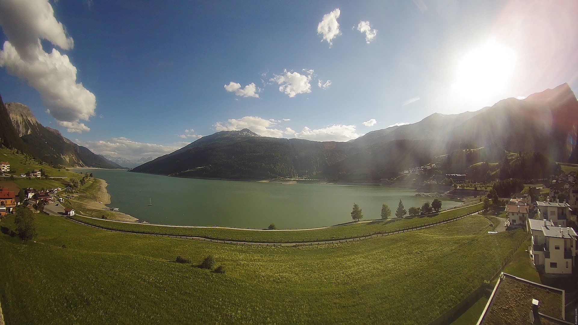 Archiv Foto Webcam Reschen - Blick auf den Reschensee
