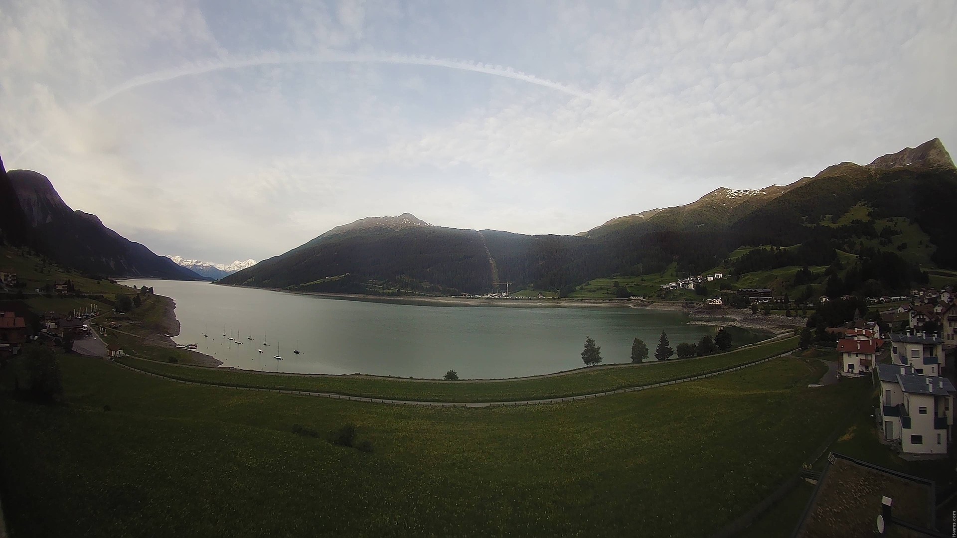 Archiv Foto Webcam Reschen - Blick auf den Reschensee