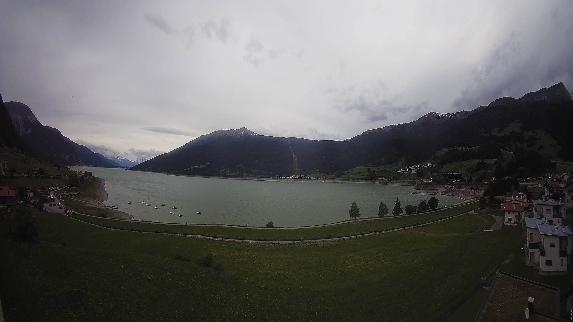 Archiv Foto Webcam Reschen - Blick auf den Reschensee