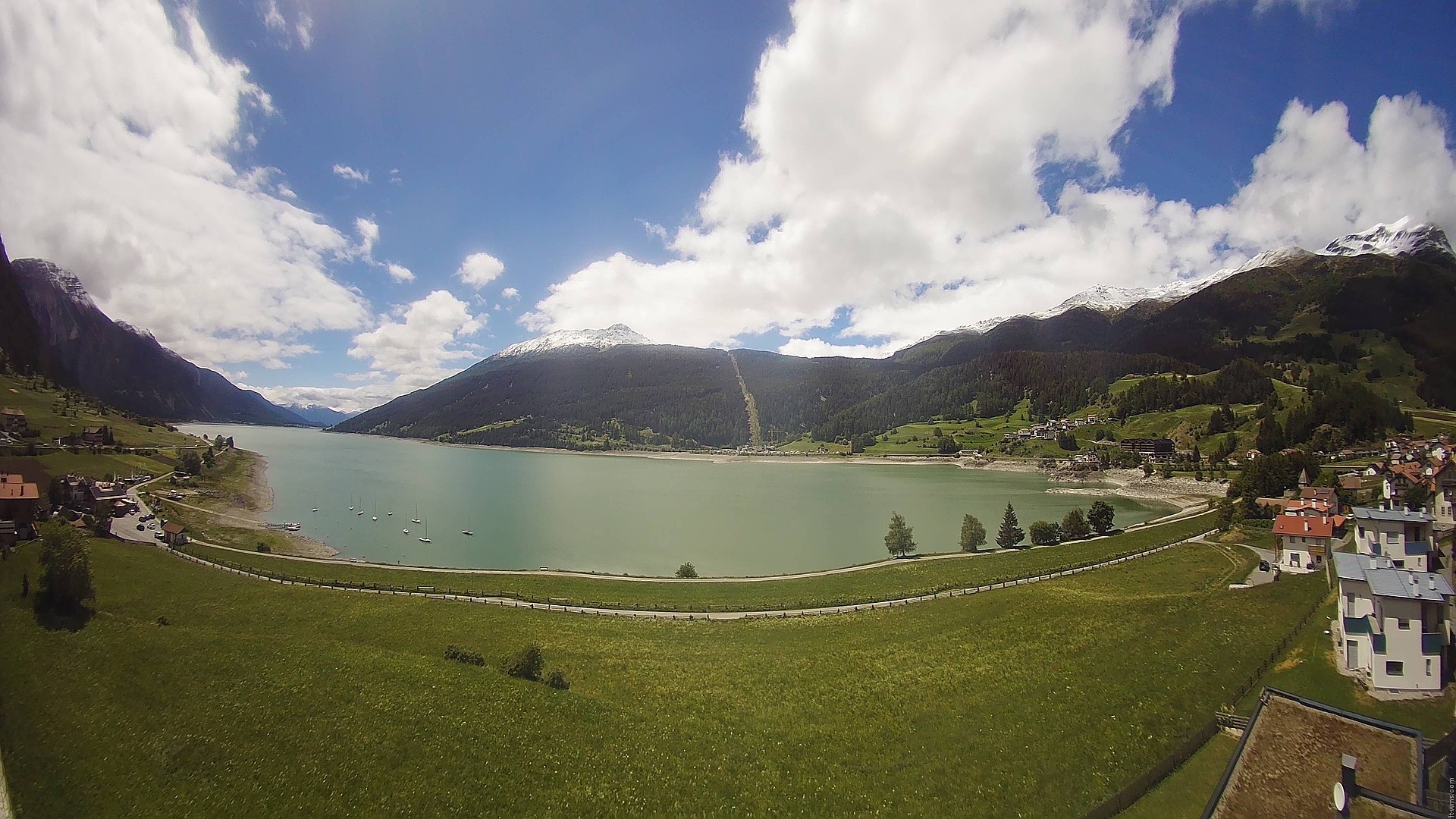 Archiv Foto Webcam Reschen - Blick auf den Reschensee