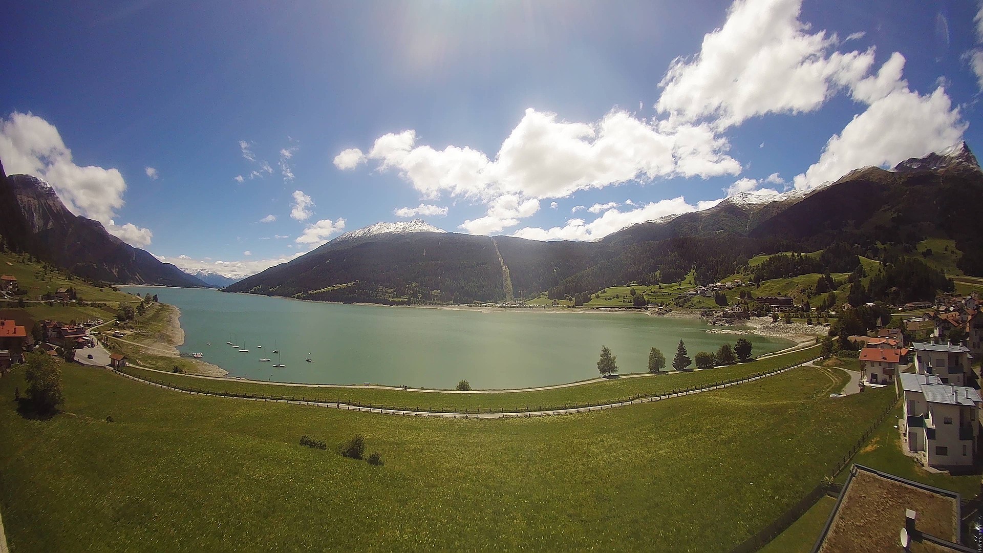 Archiv Foto Webcam Reschen - Blick auf den Reschensee