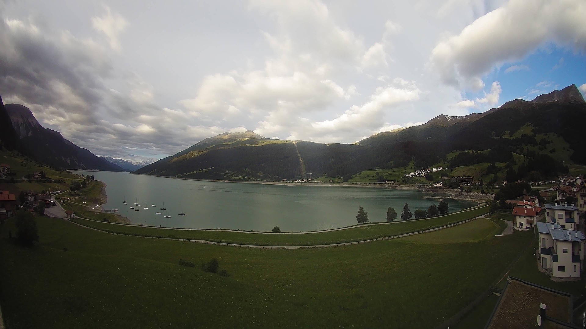 Archiv Foto Webcam Reschen - Blick auf den Reschensee