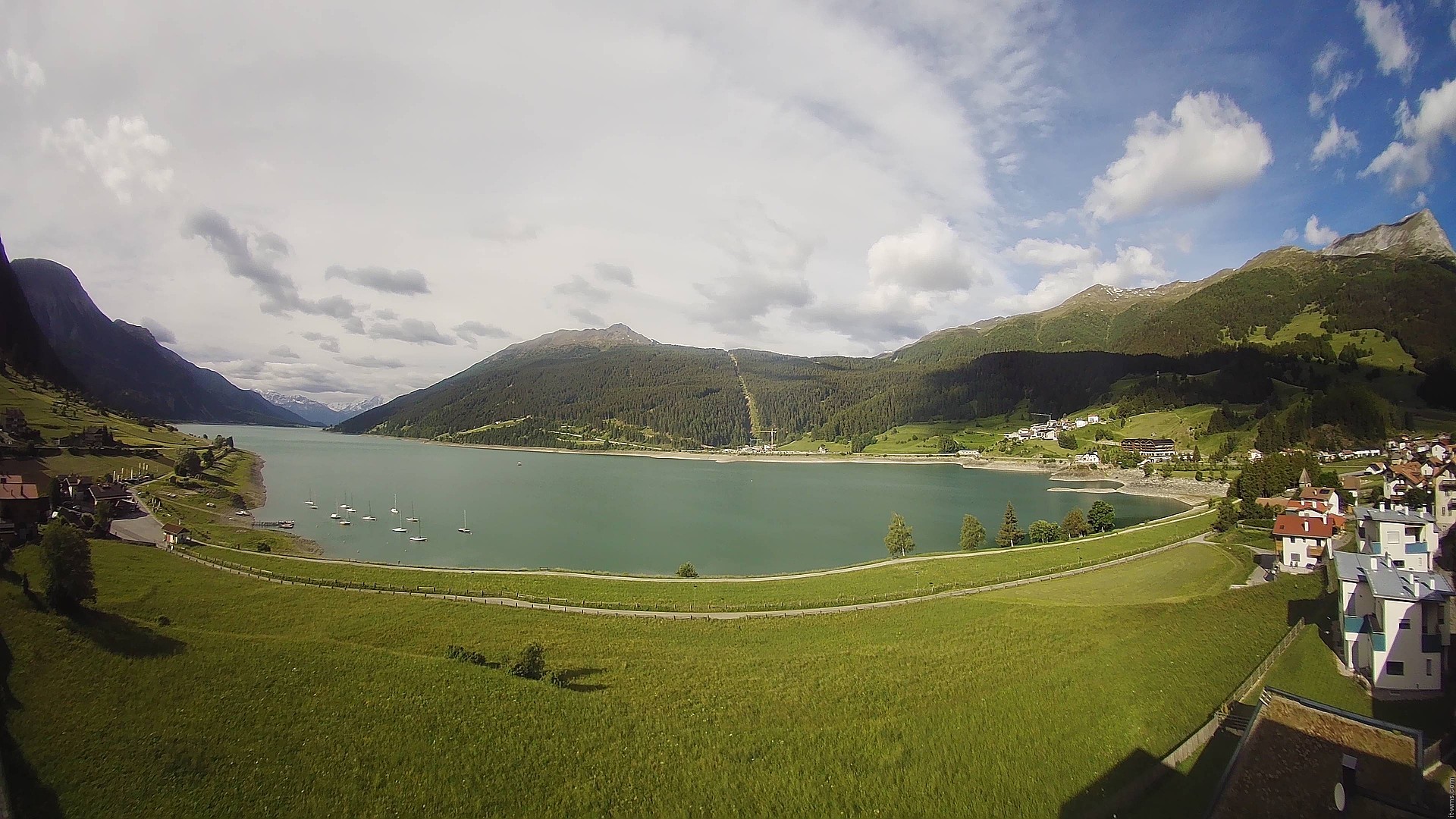 Archiv Foto Webcam Reschen - Blick auf den Reschensee