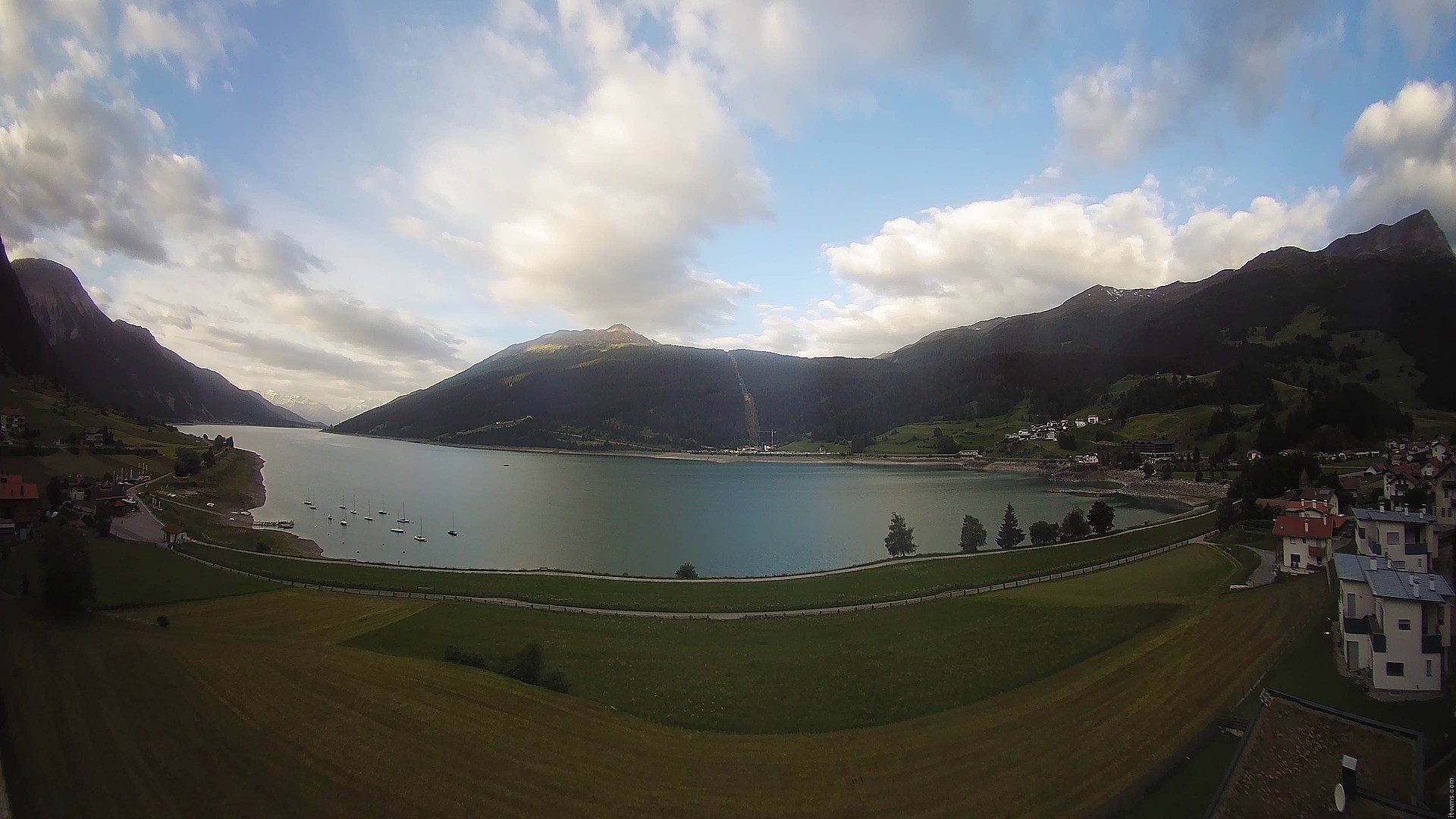 Archiv Foto Webcam Reschen - Blick auf den Reschensee