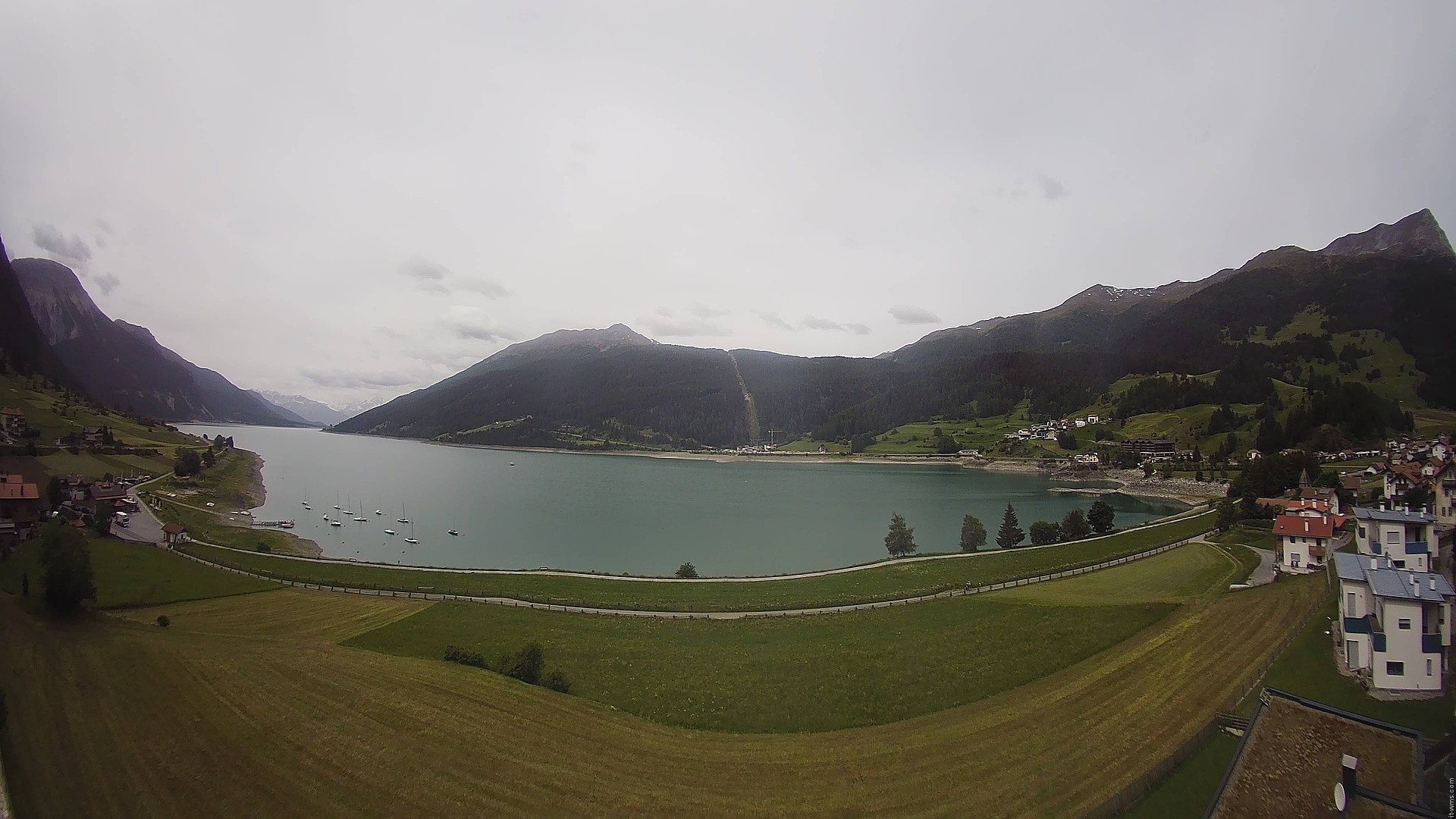 Archiv Foto Webcam Reschen - Blick auf den Reschensee