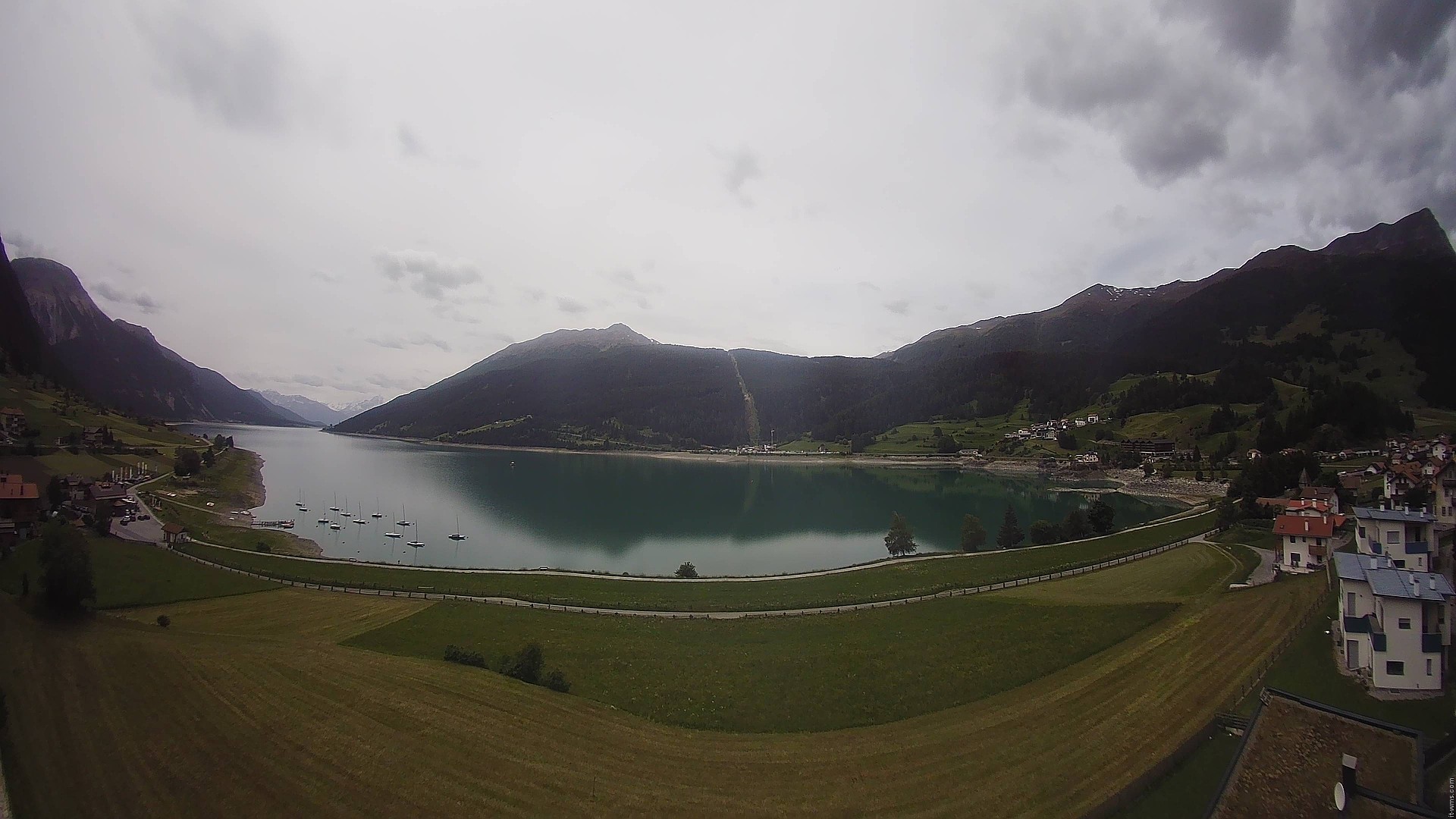 Archiv Foto Webcam Reschen - Blick auf den Reschensee