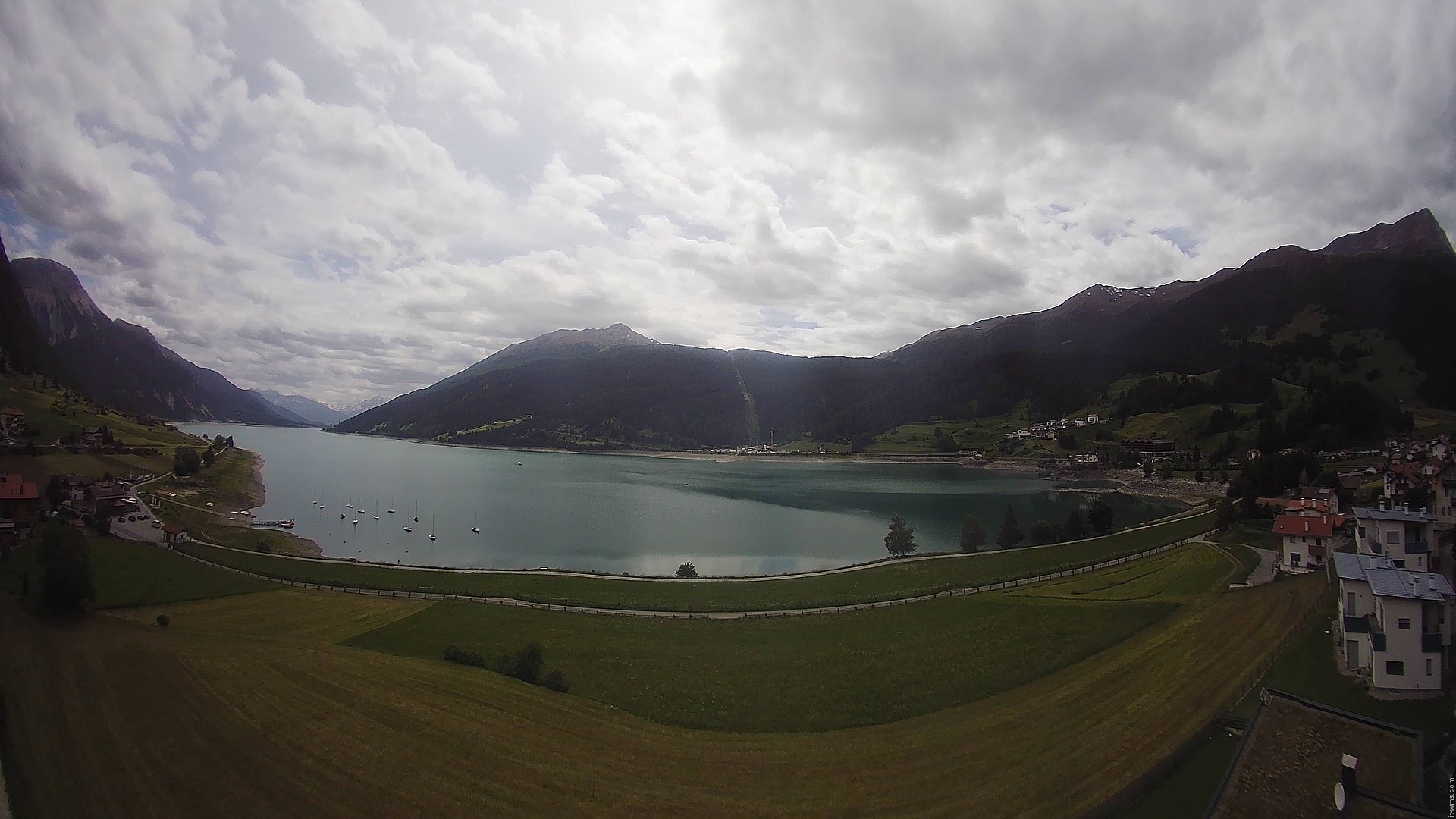 Archiv Foto Webcam Reschen - Blick auf den Reschensee